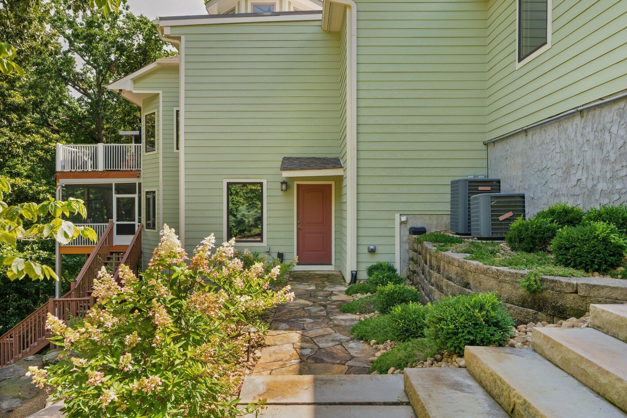 125 Fleetwood Drive