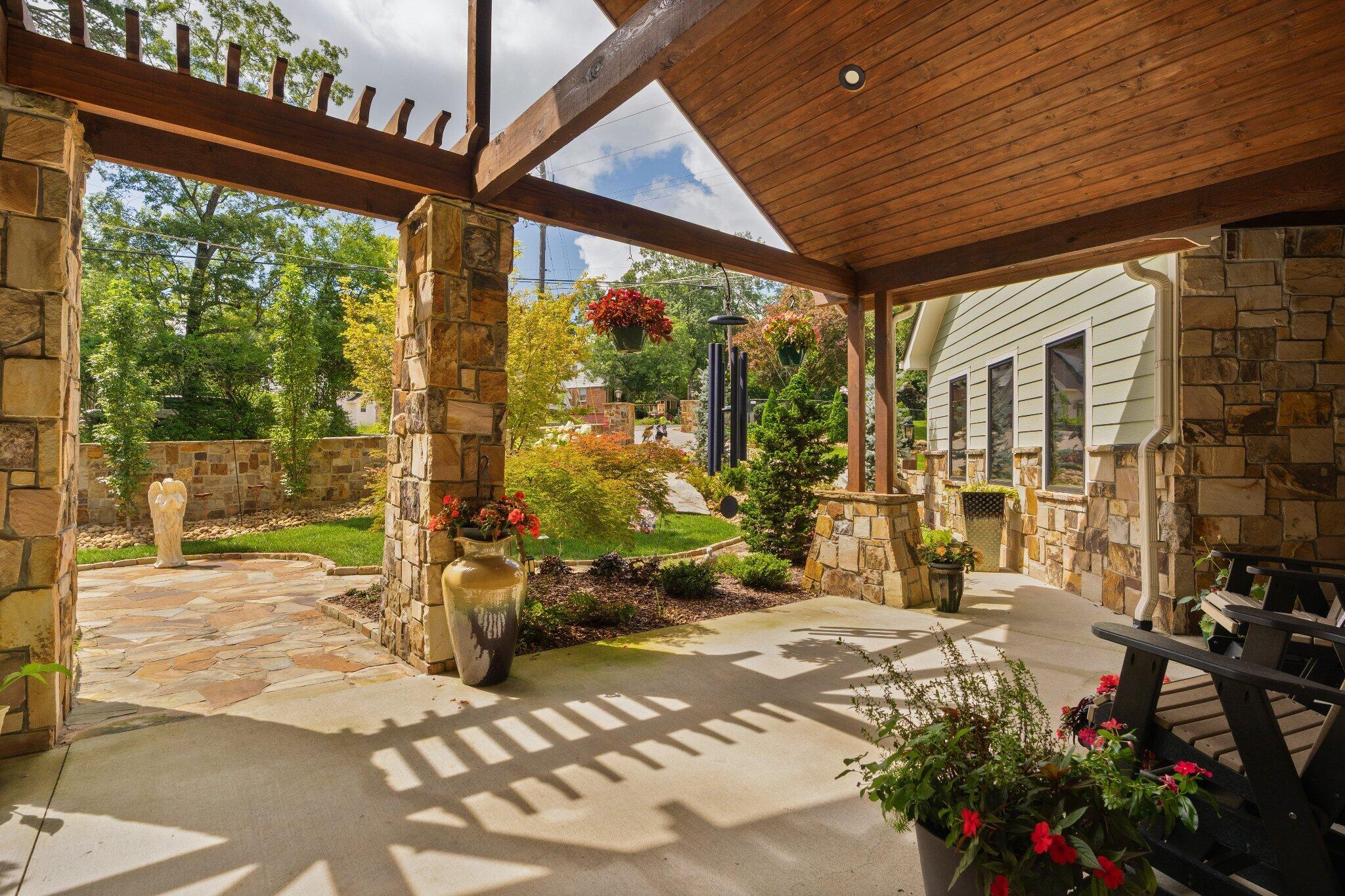 125 Fleetwood Drive