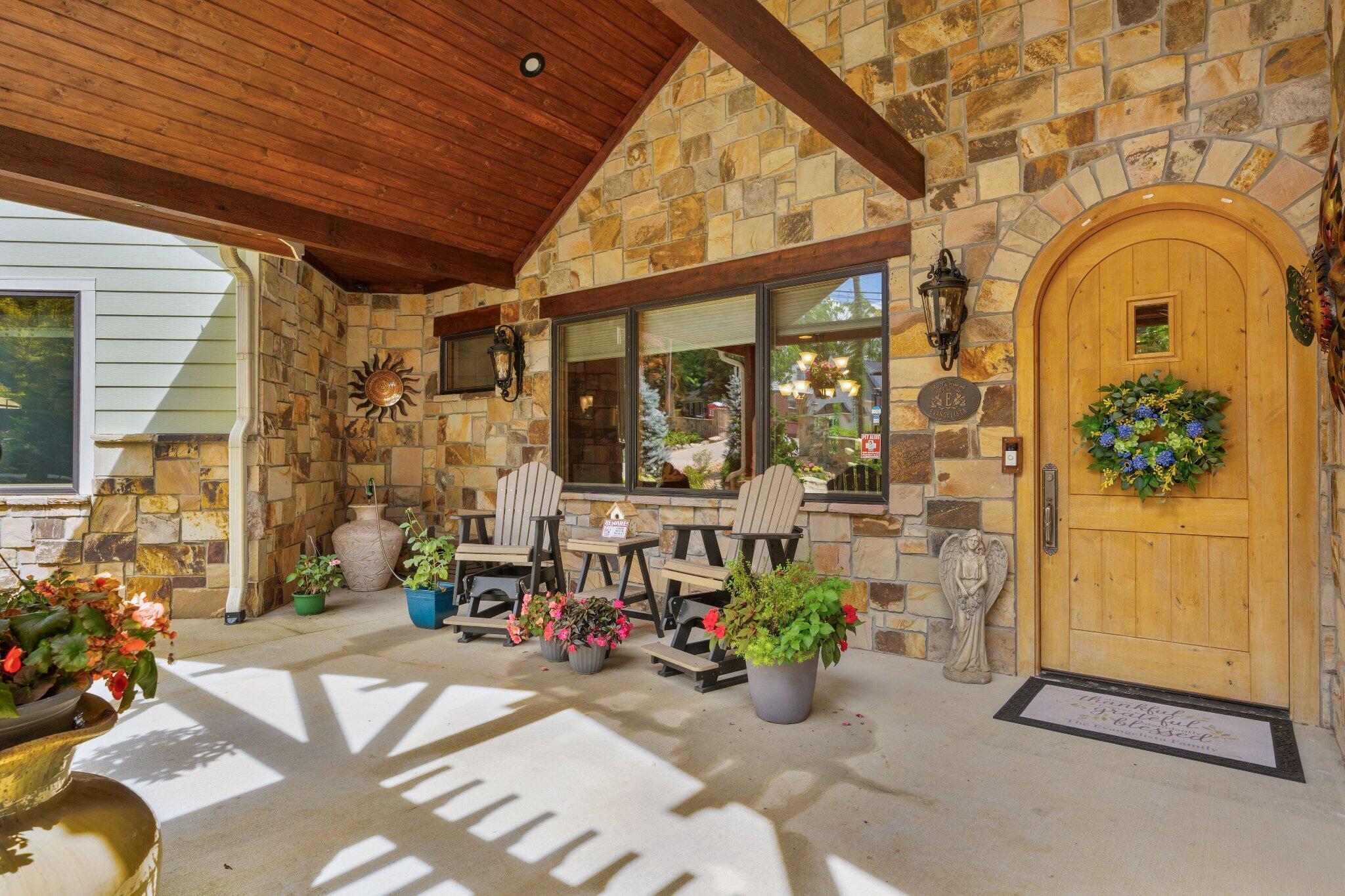 125 Fleetwood Drive