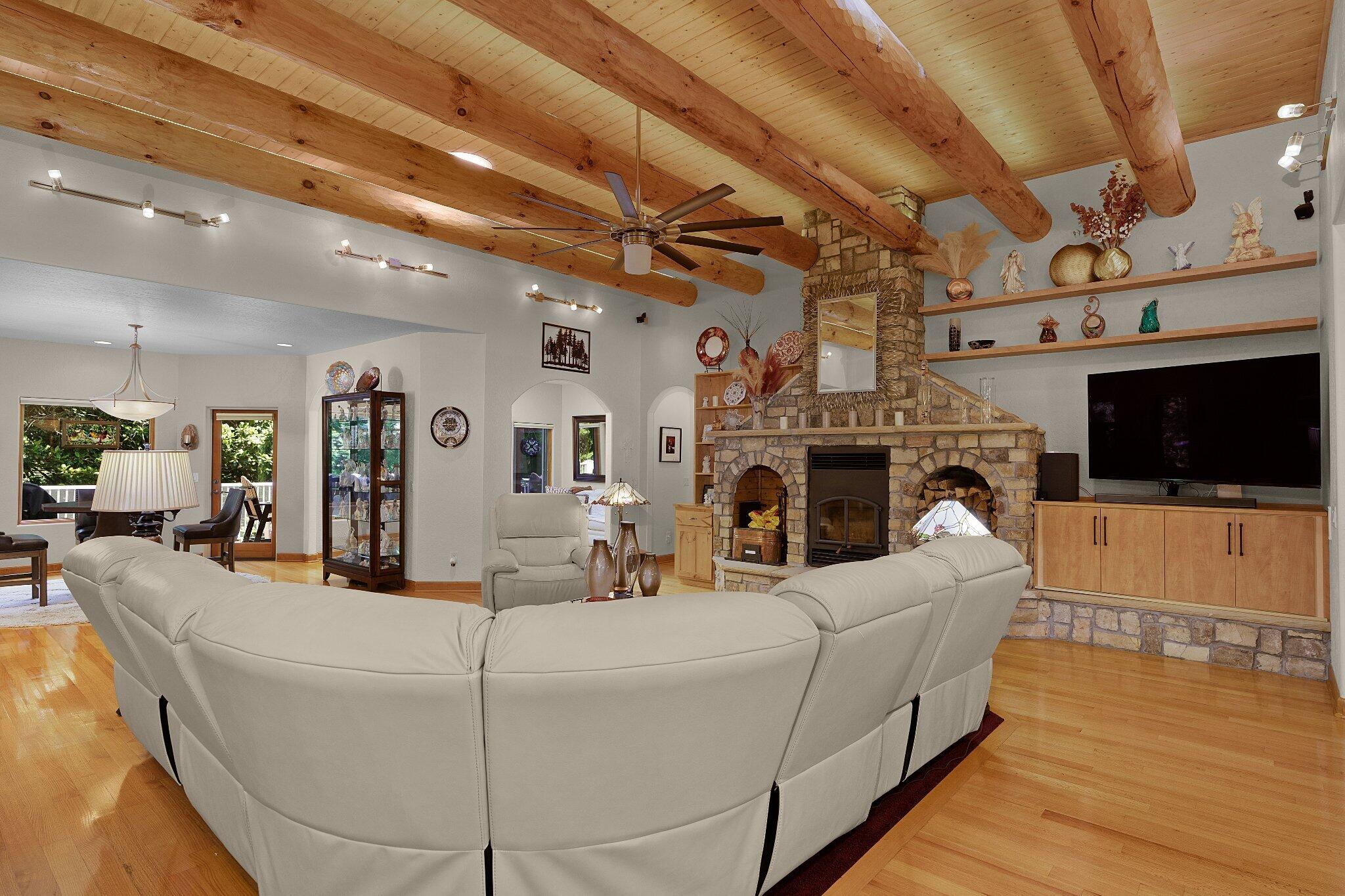 125 Fleetwood Drive