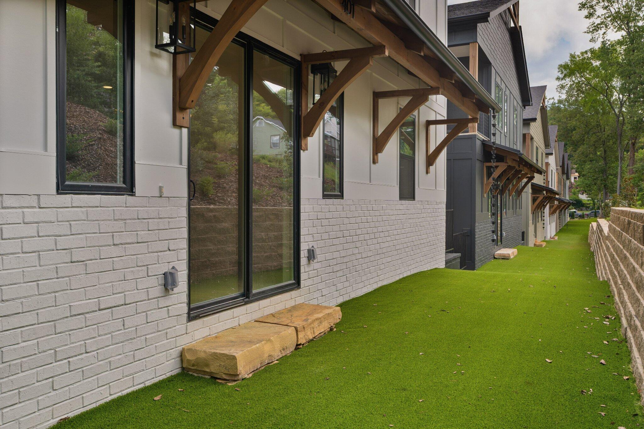 401 Druid Lane