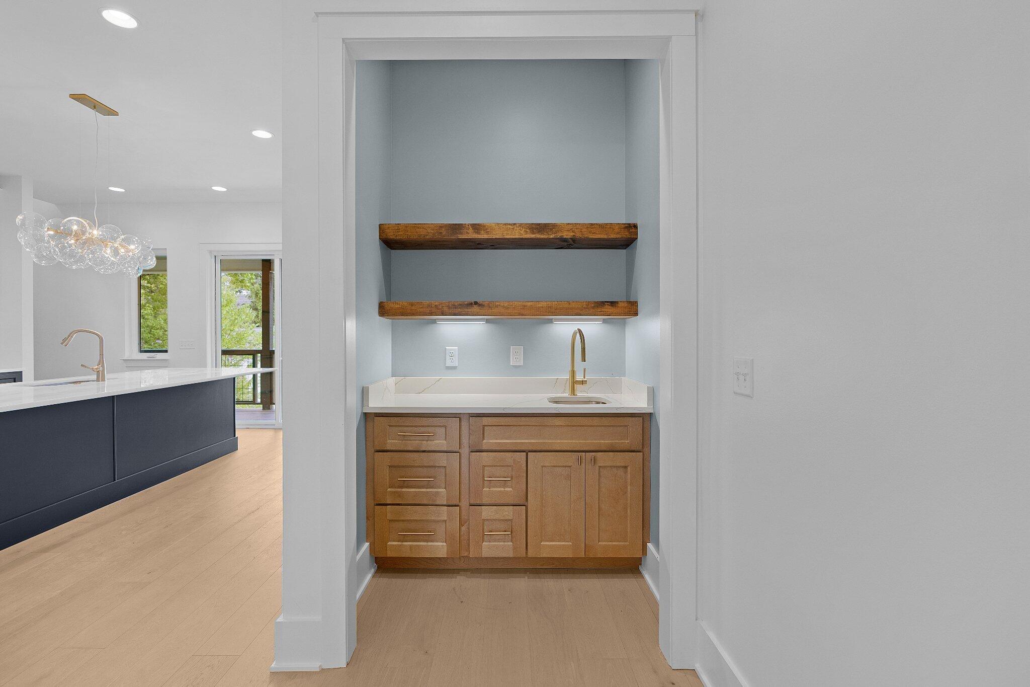 401 Druid Lane