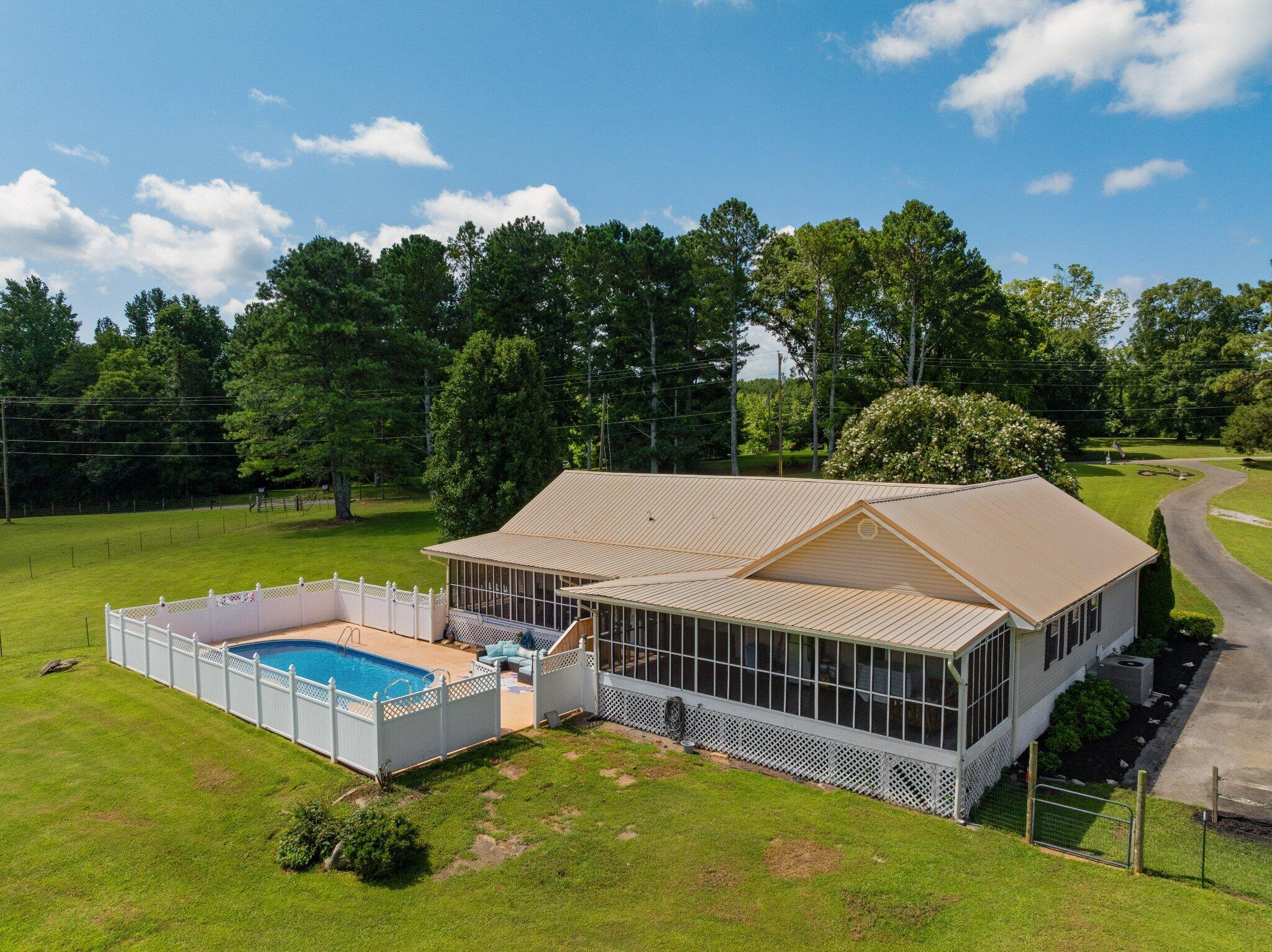 558 Bonds Road