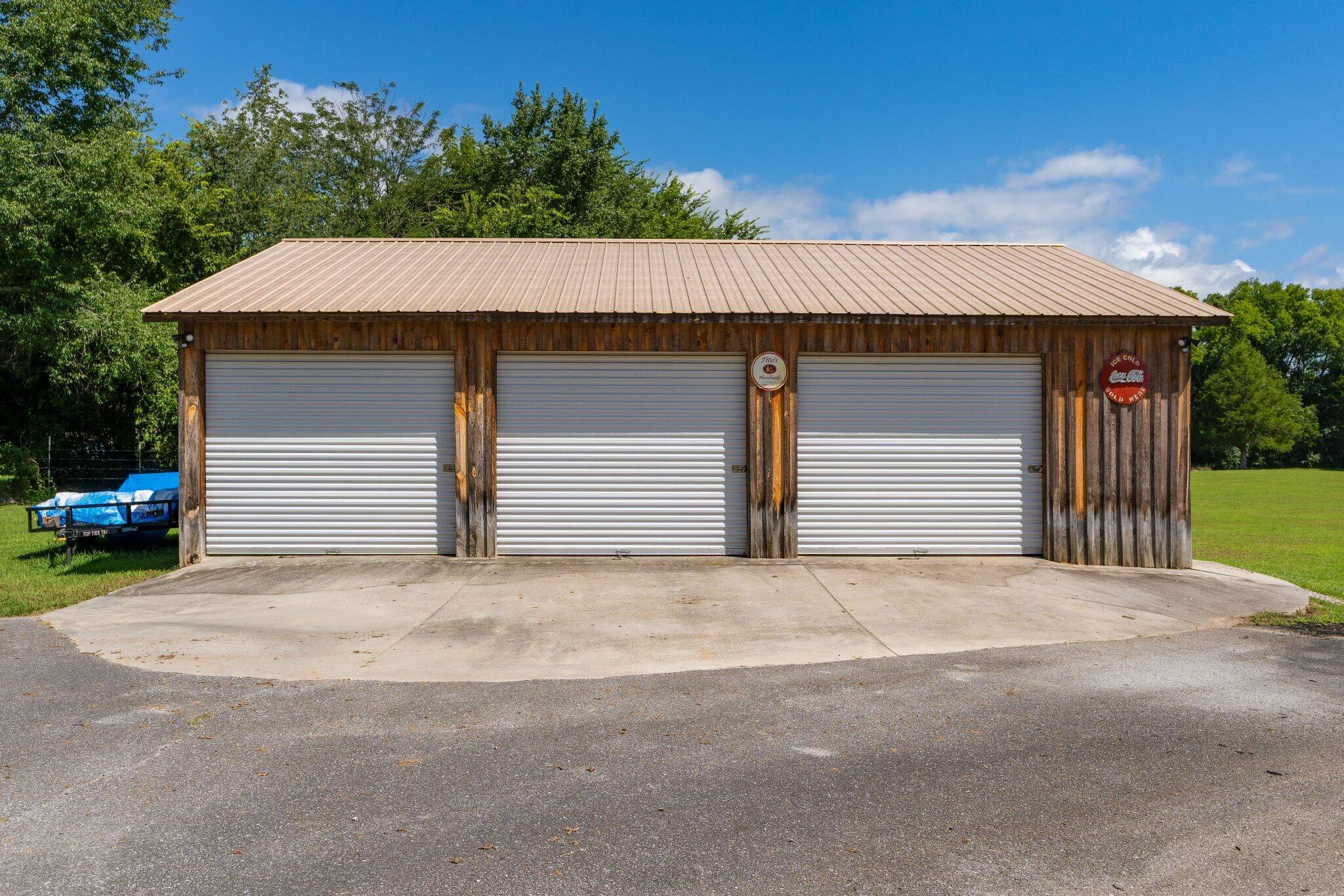558 Bonds Road