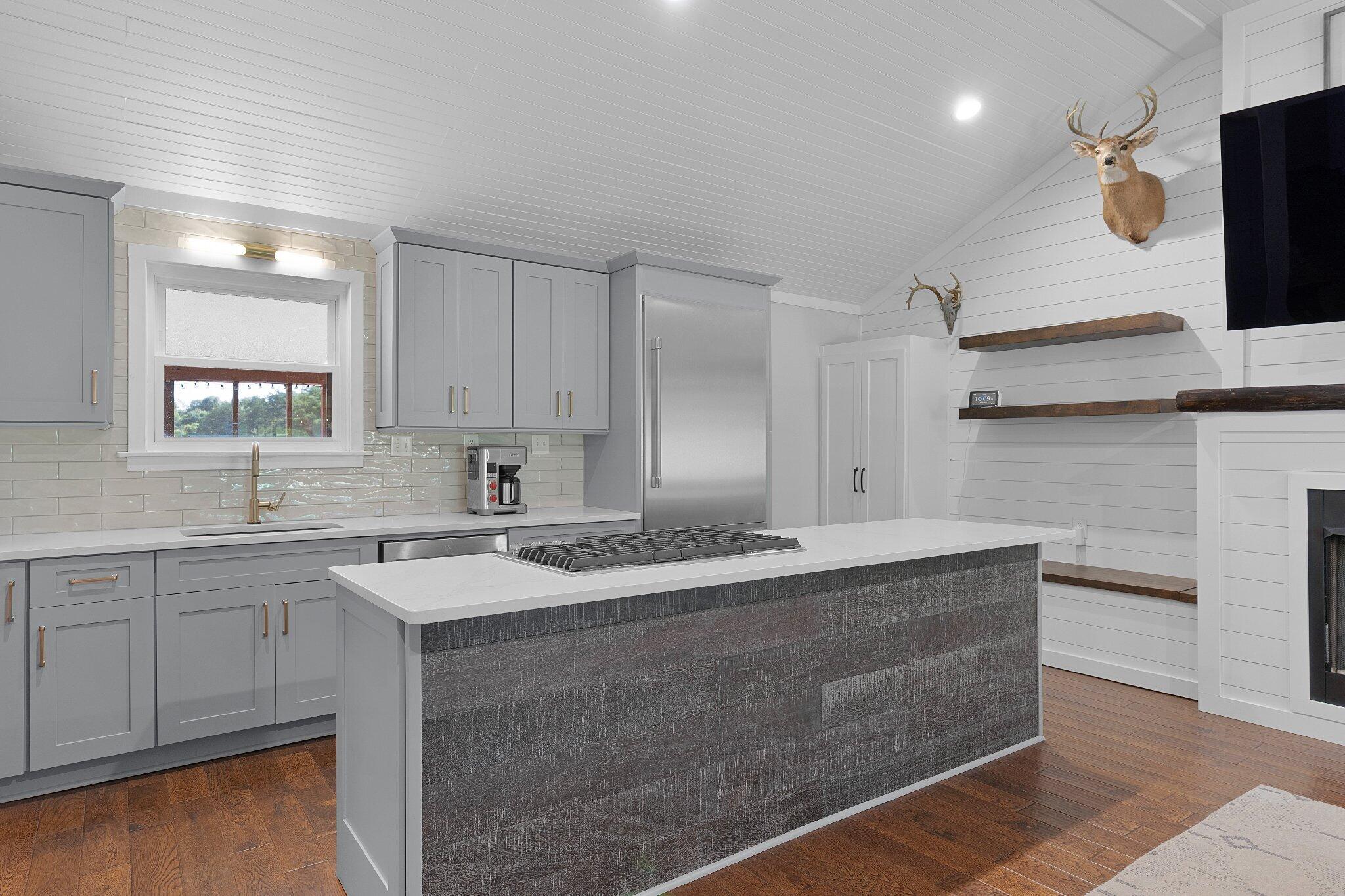 558 Bonds Road
