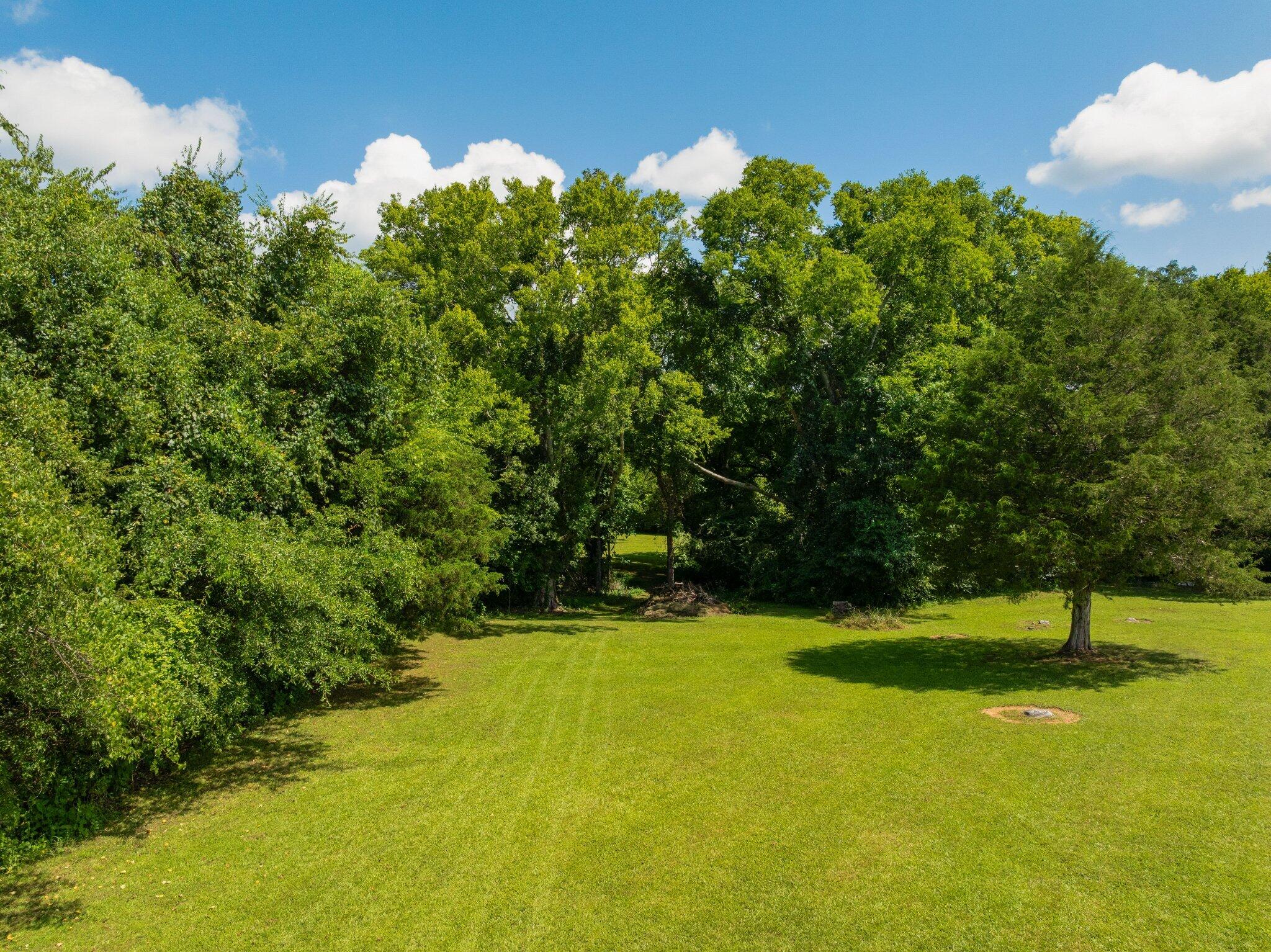558 Bonds Road
