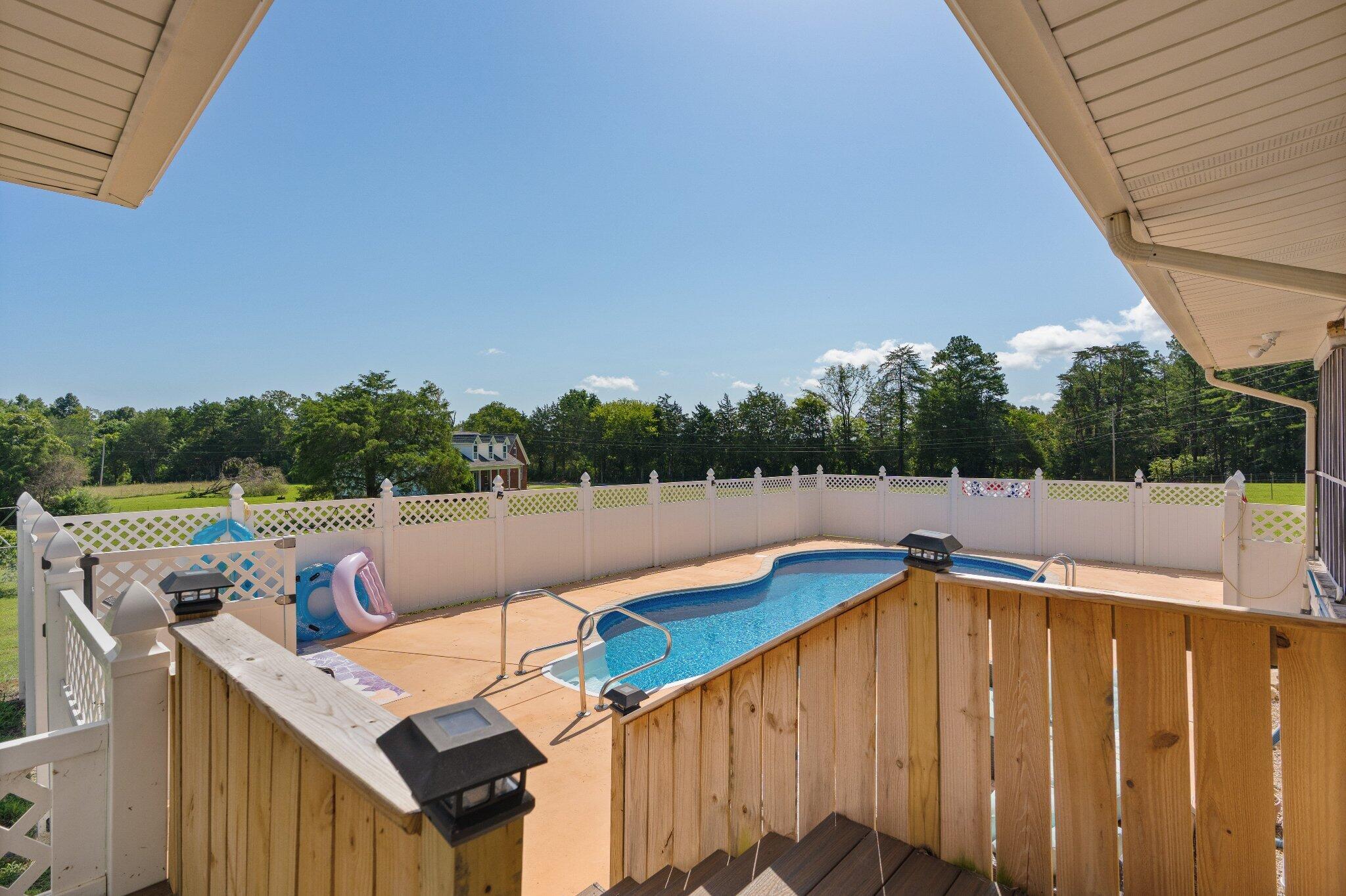 558 Bonds Road