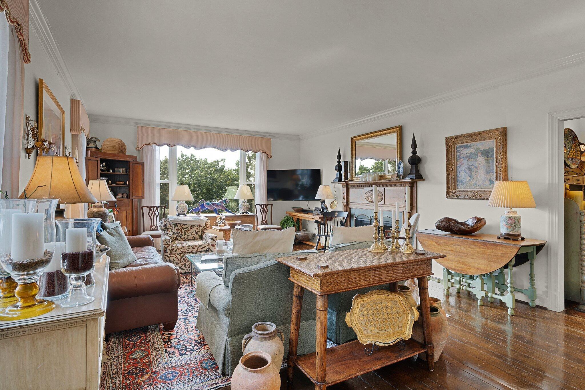 100 Scenic Highway, #2