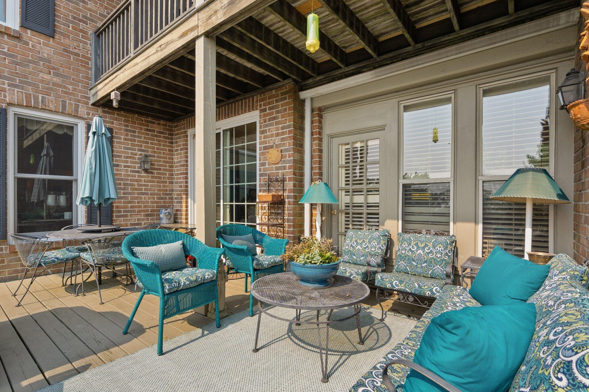 100 Scenic Highway, #2