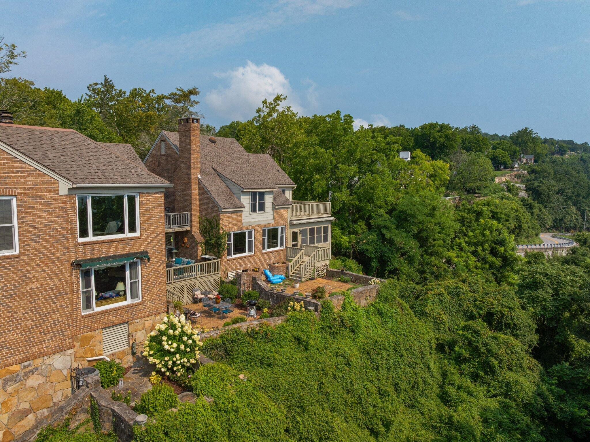 100 Scenic Highway, #2