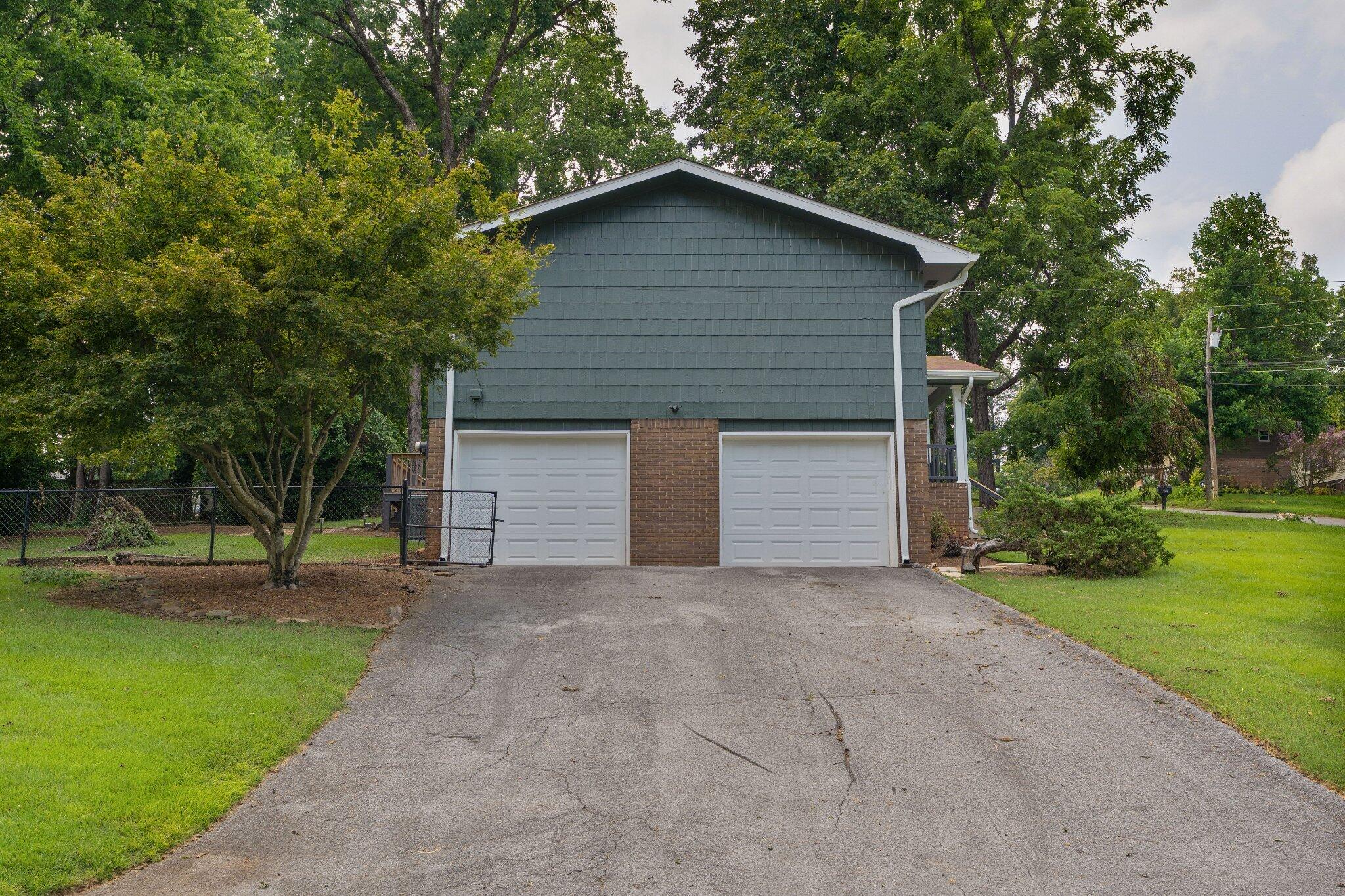 922 Wesley Drive