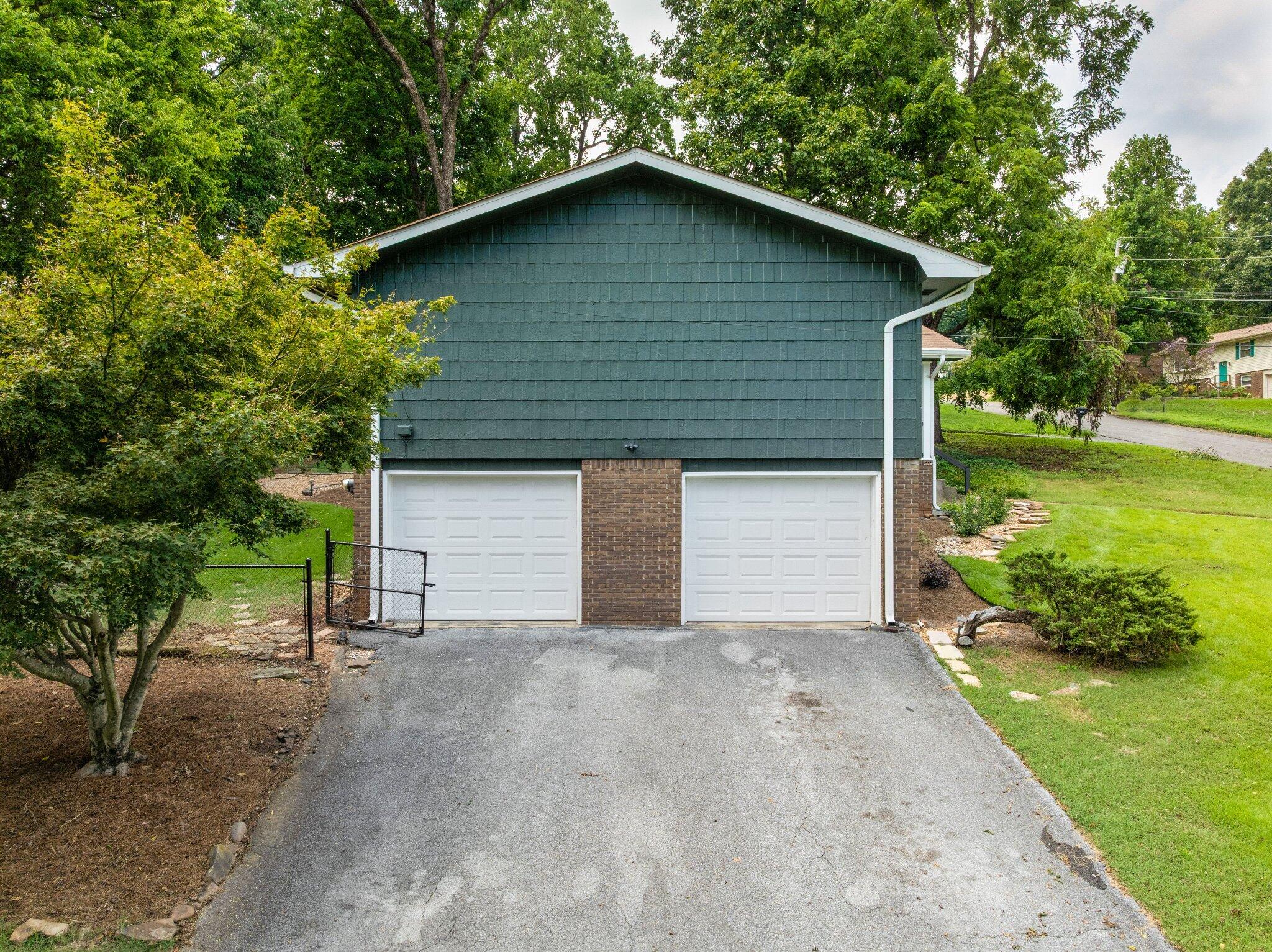 922 Wesley Drive