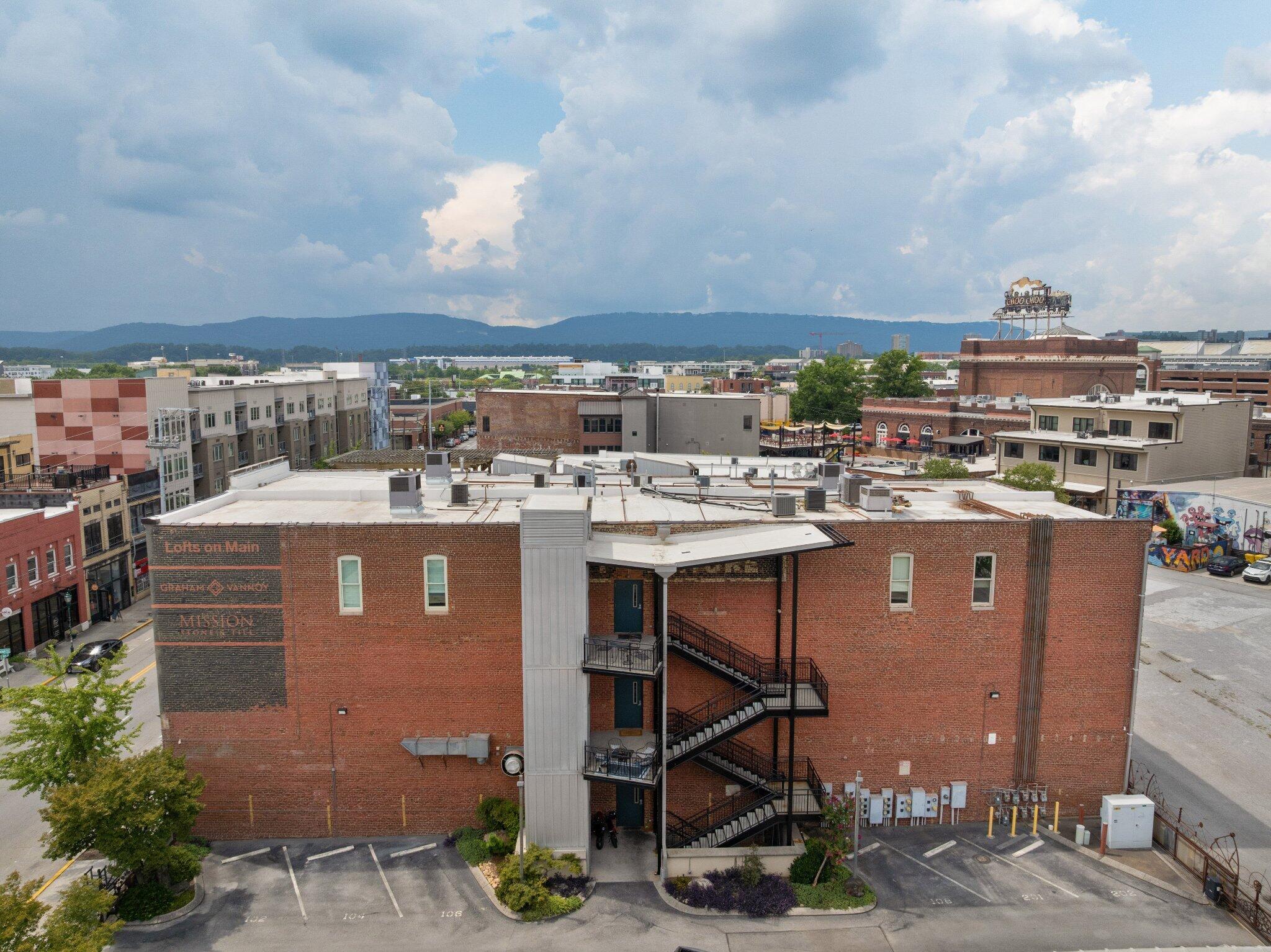 55 E Main Street, #208
