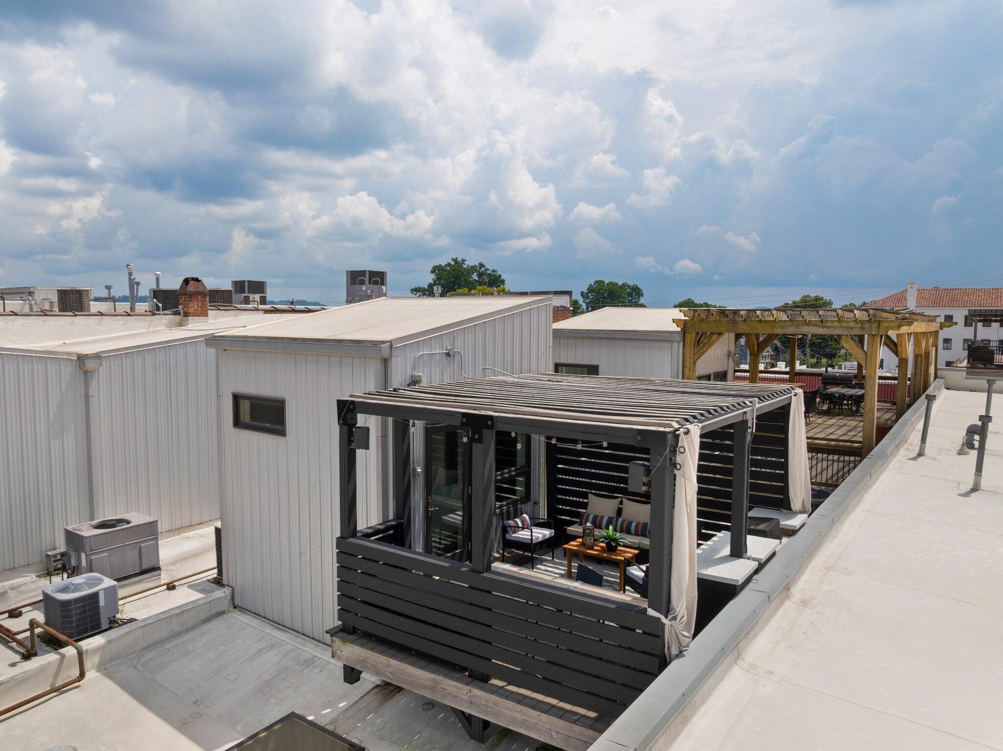 55 E Main Street, #208