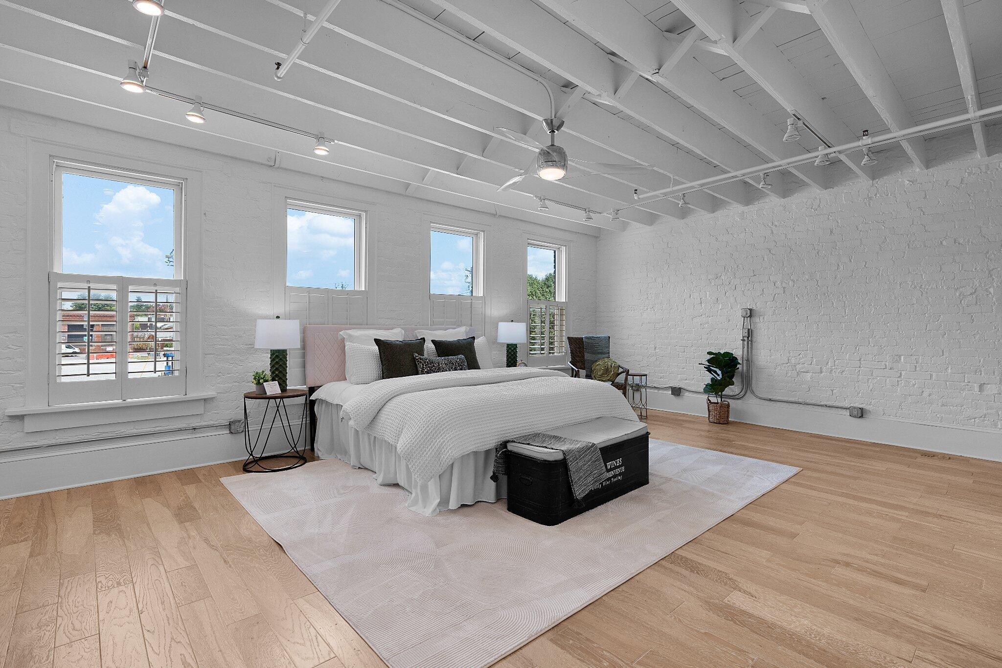 55 E Main Street, #208
