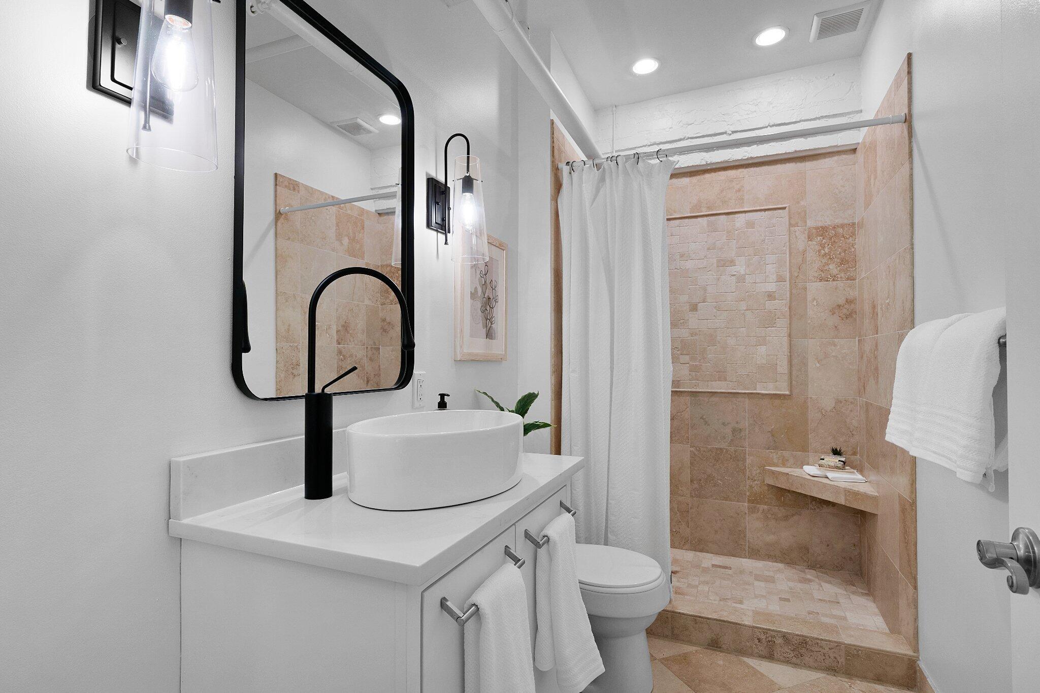 55 E Main Street, #208