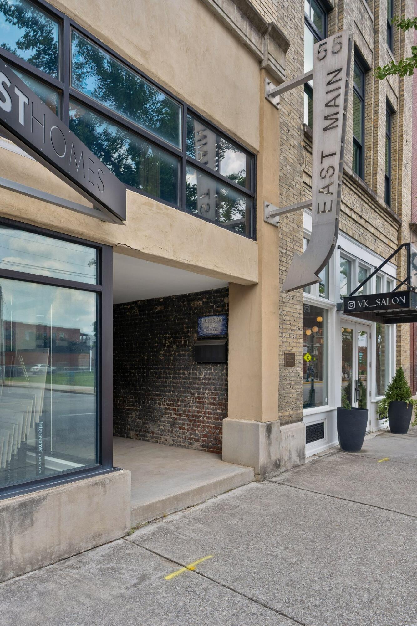 55 E Main Street, #208