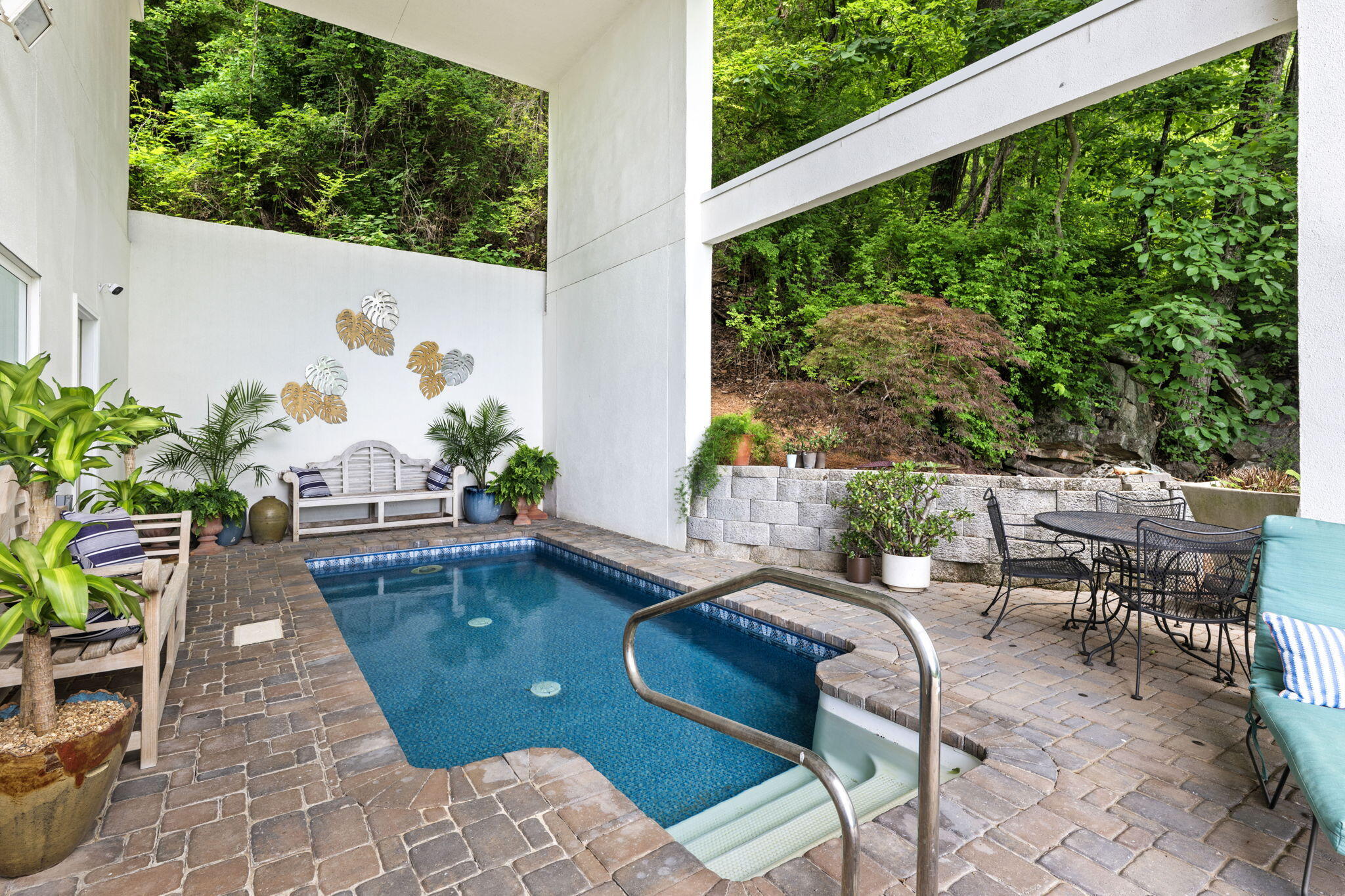 1185 Lower Brow Road