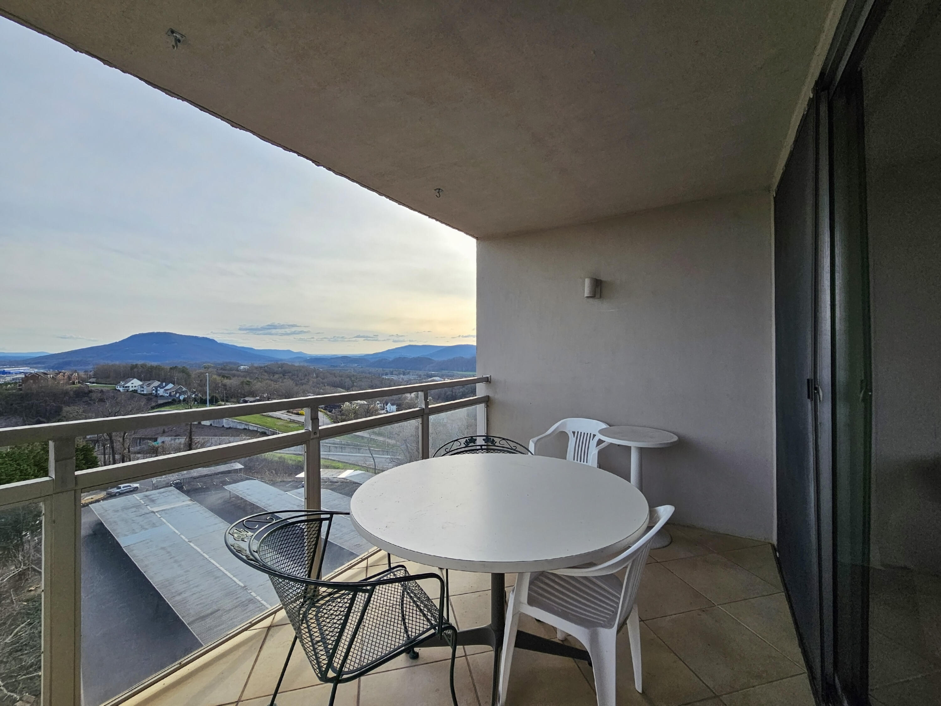 1131 Stringers Ridge Road, 11e