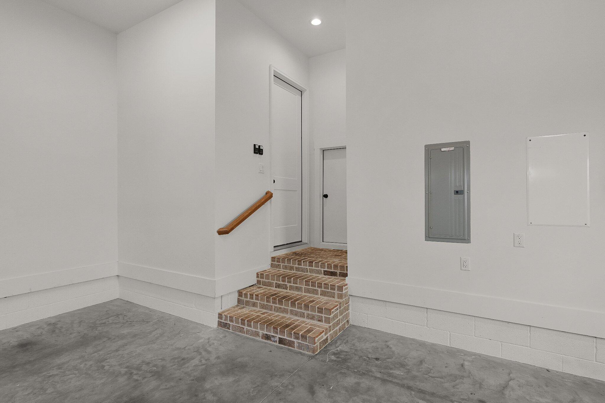 1095 Meroney Street, Lot 9