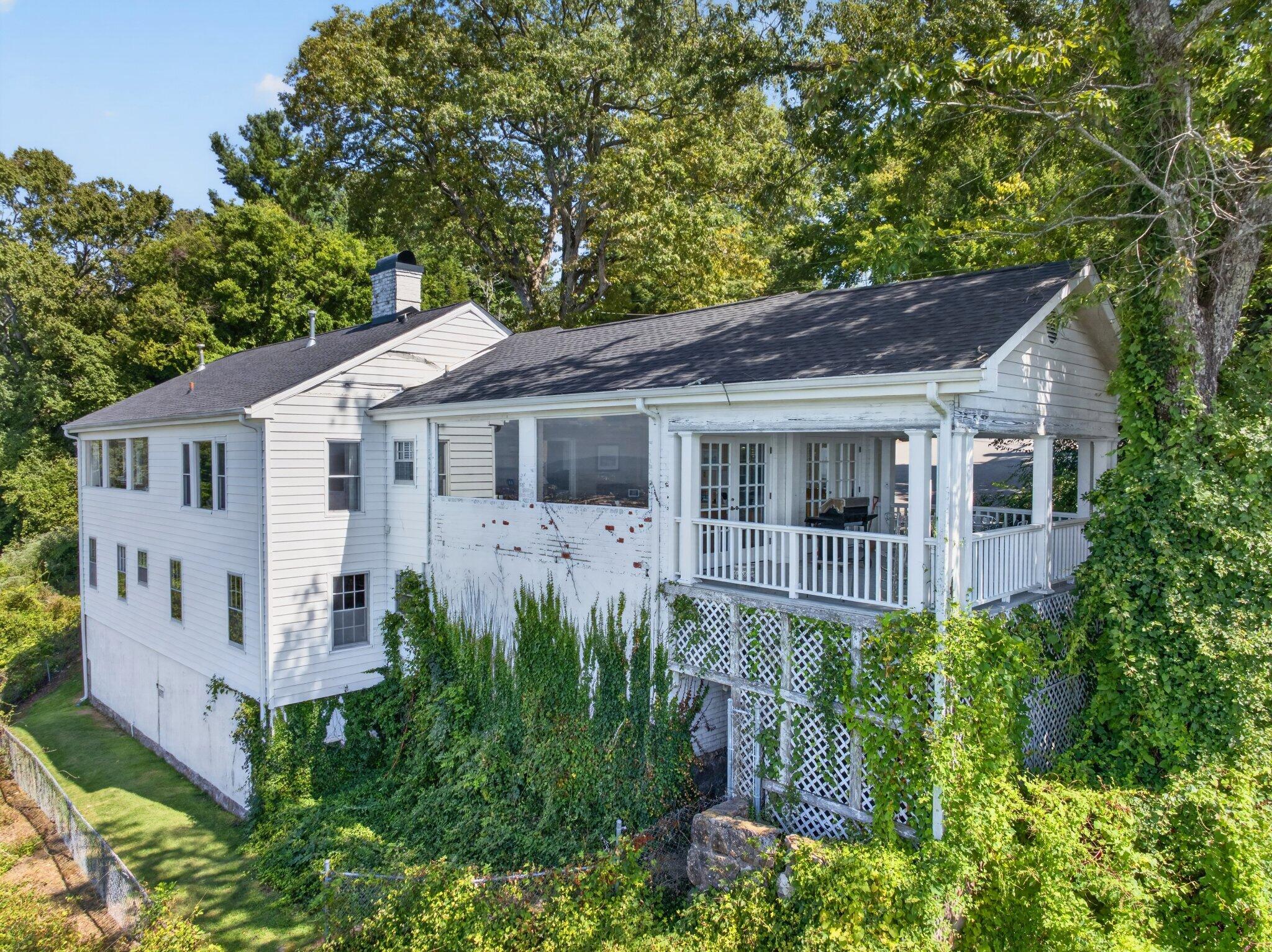 424 W Brow Road
