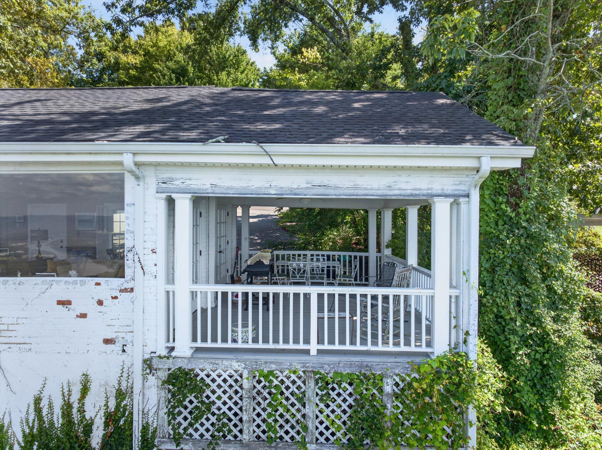 424 W Brow Road