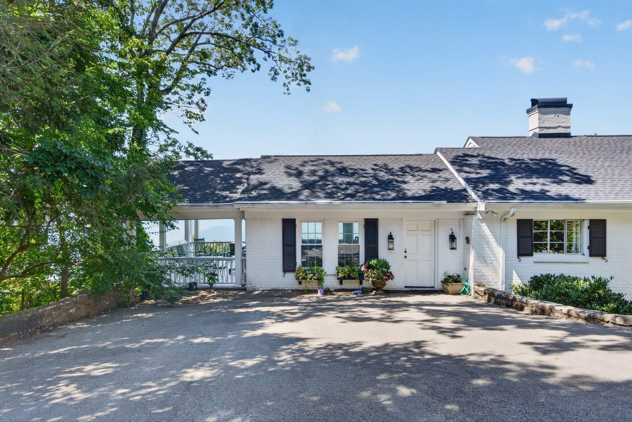 424 W Brow Road