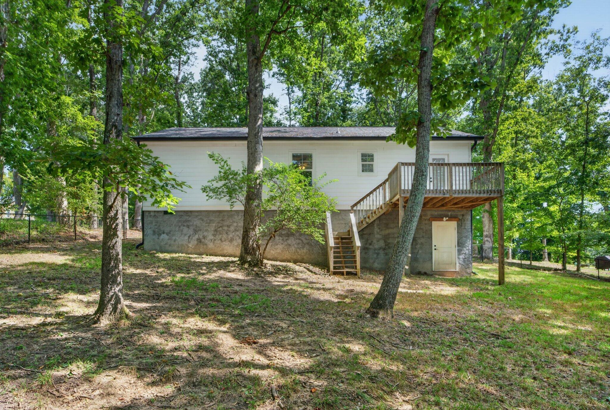 184 Middle Road