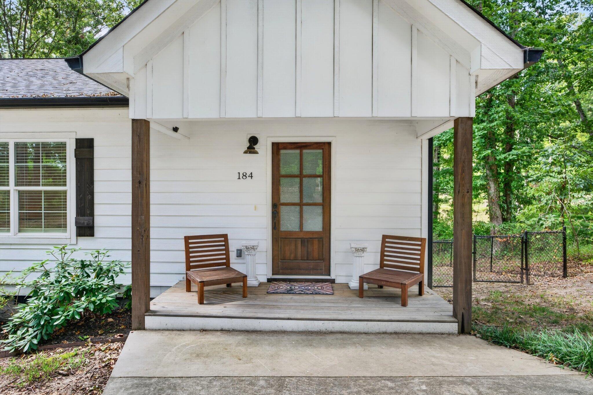 184 Middle Road