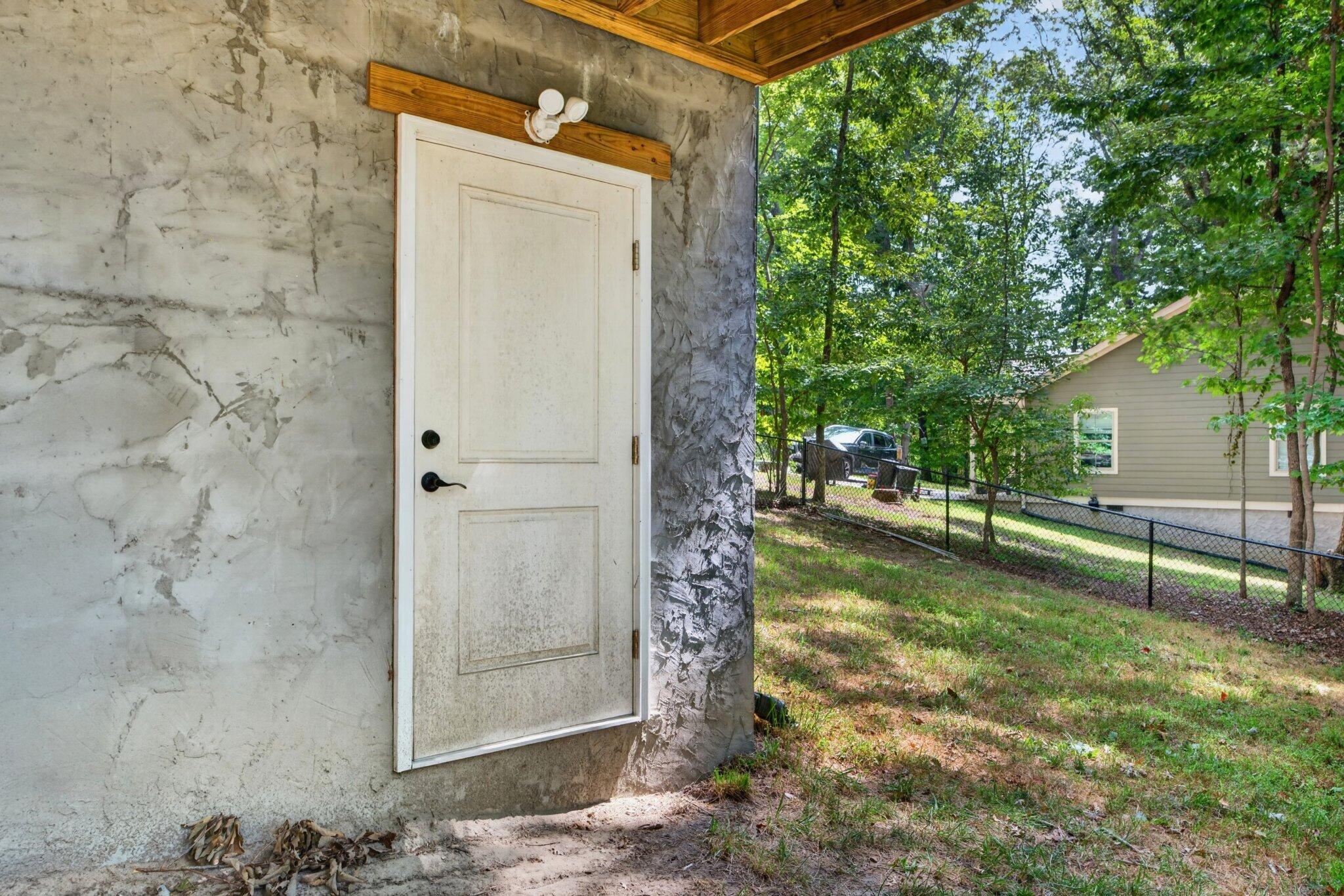 184 Middle Road