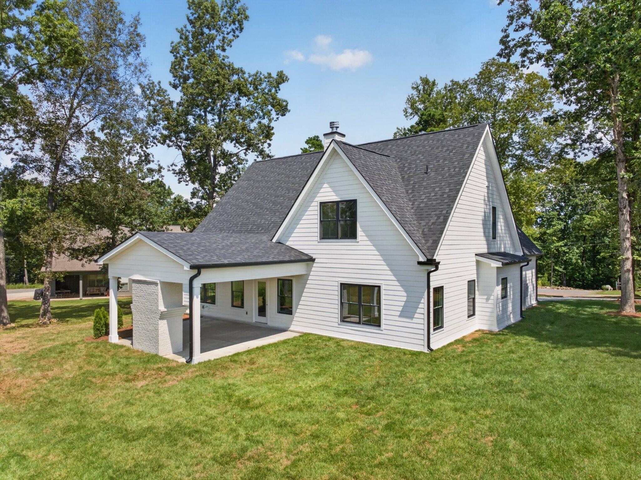 6855 Sawyer Road