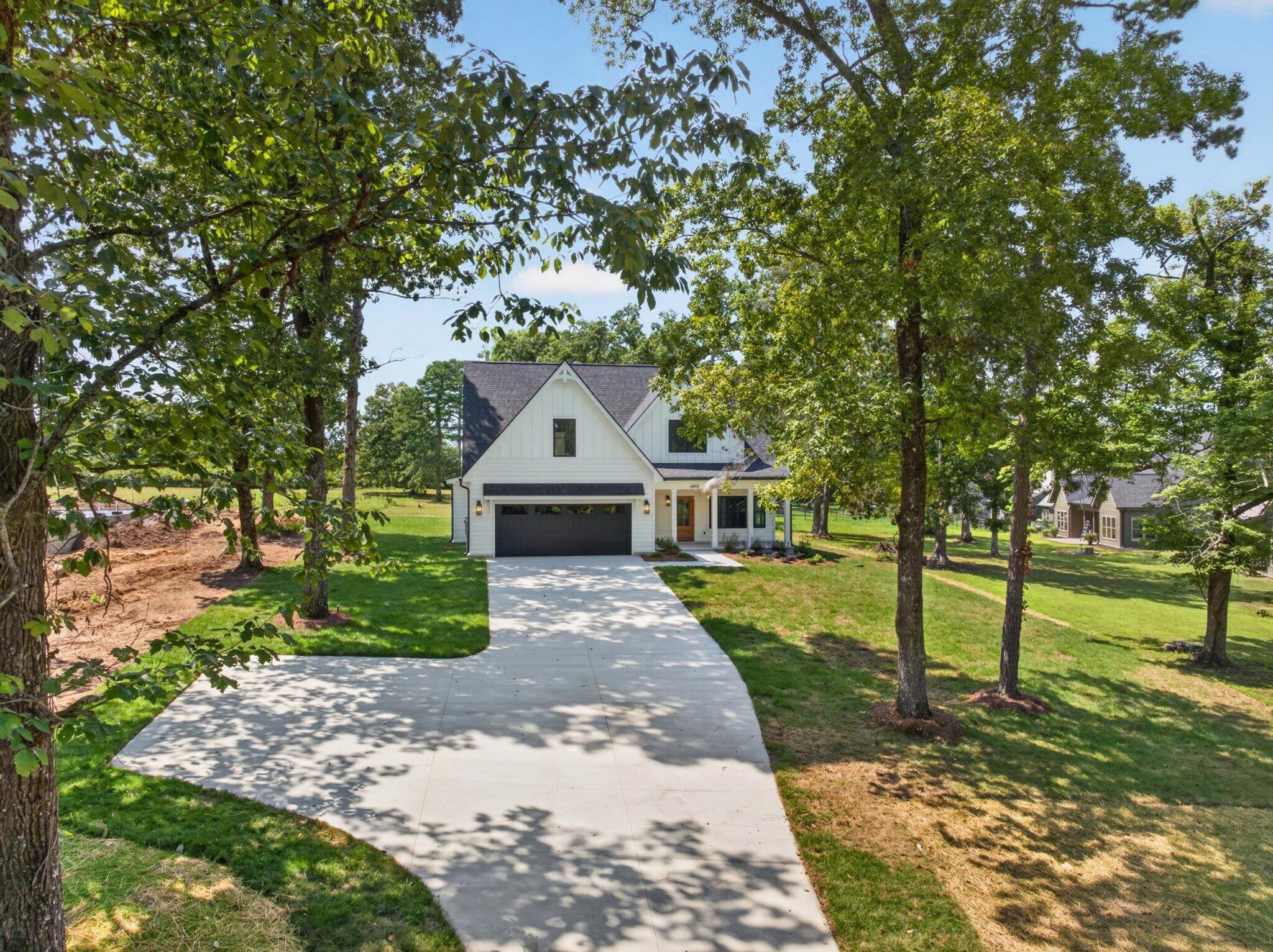 6855 Sawyer Road