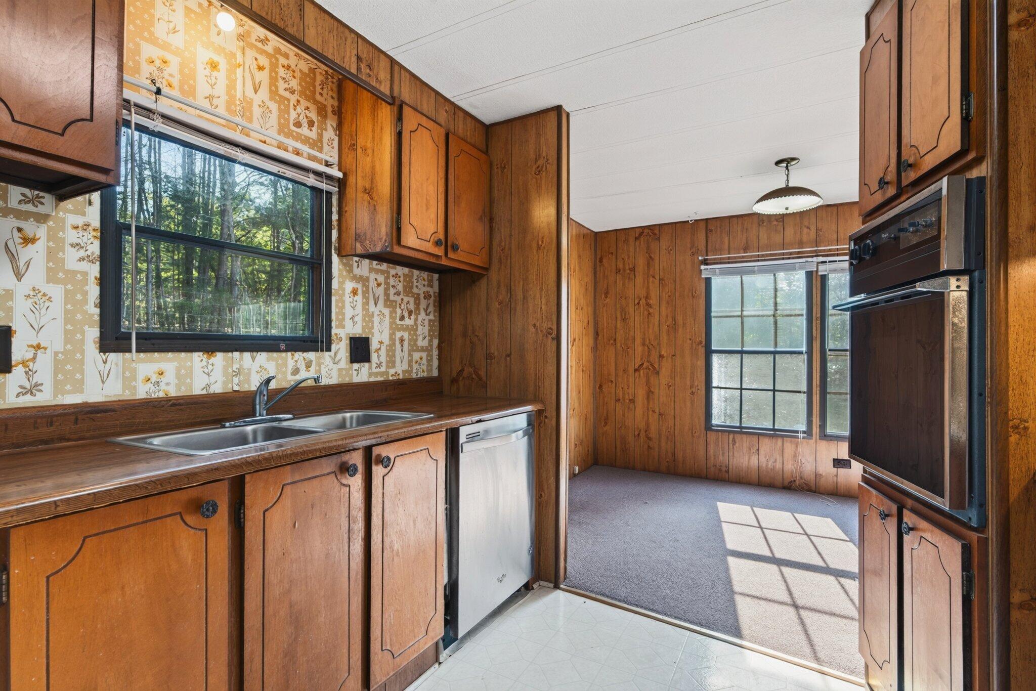 6211 Tallant Road, McDonald