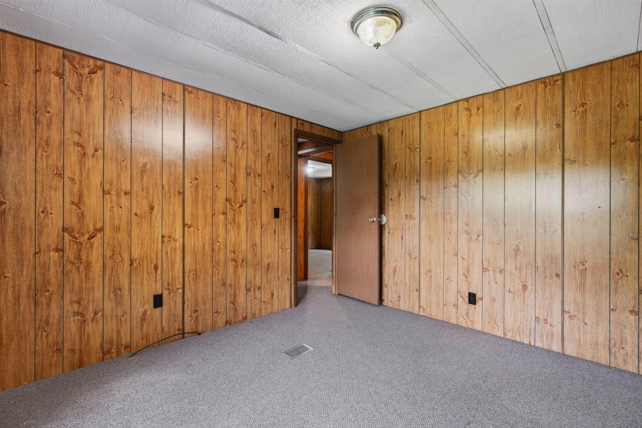 6211 Tallant Road, McDonald