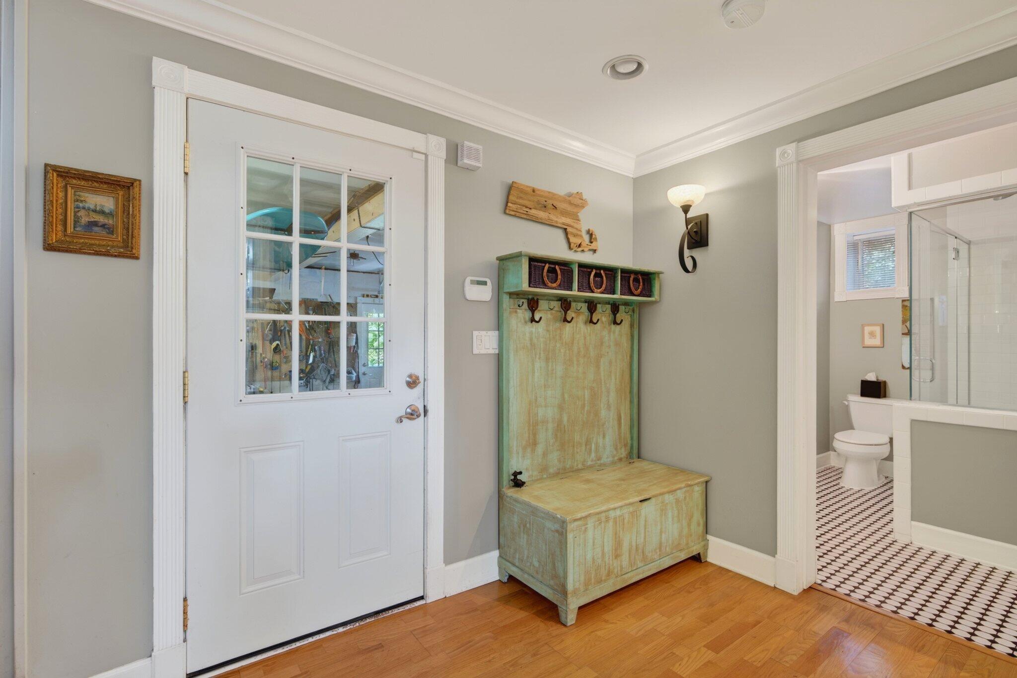 407 N Palisades Drive