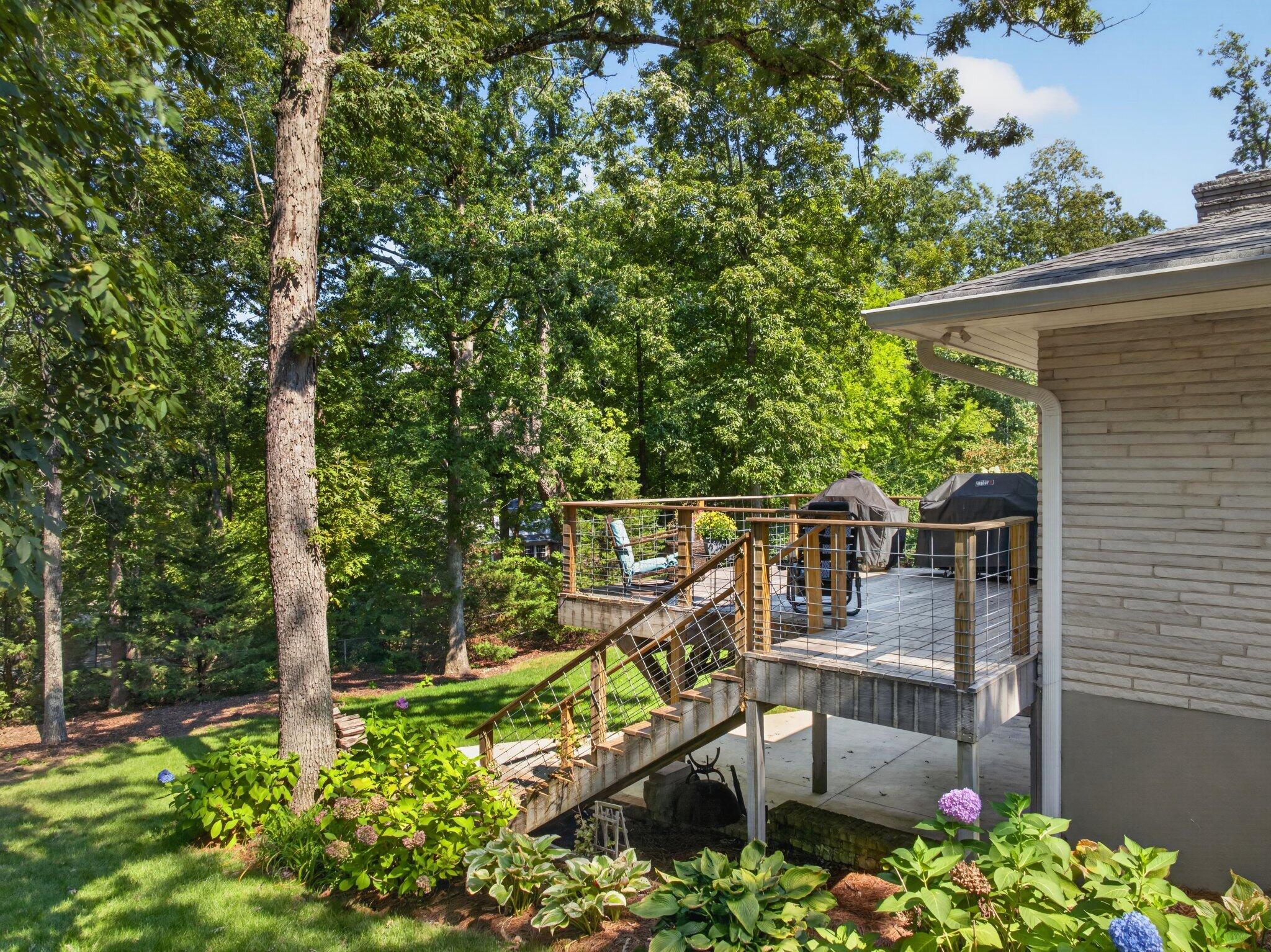 407 N Palisades Drive