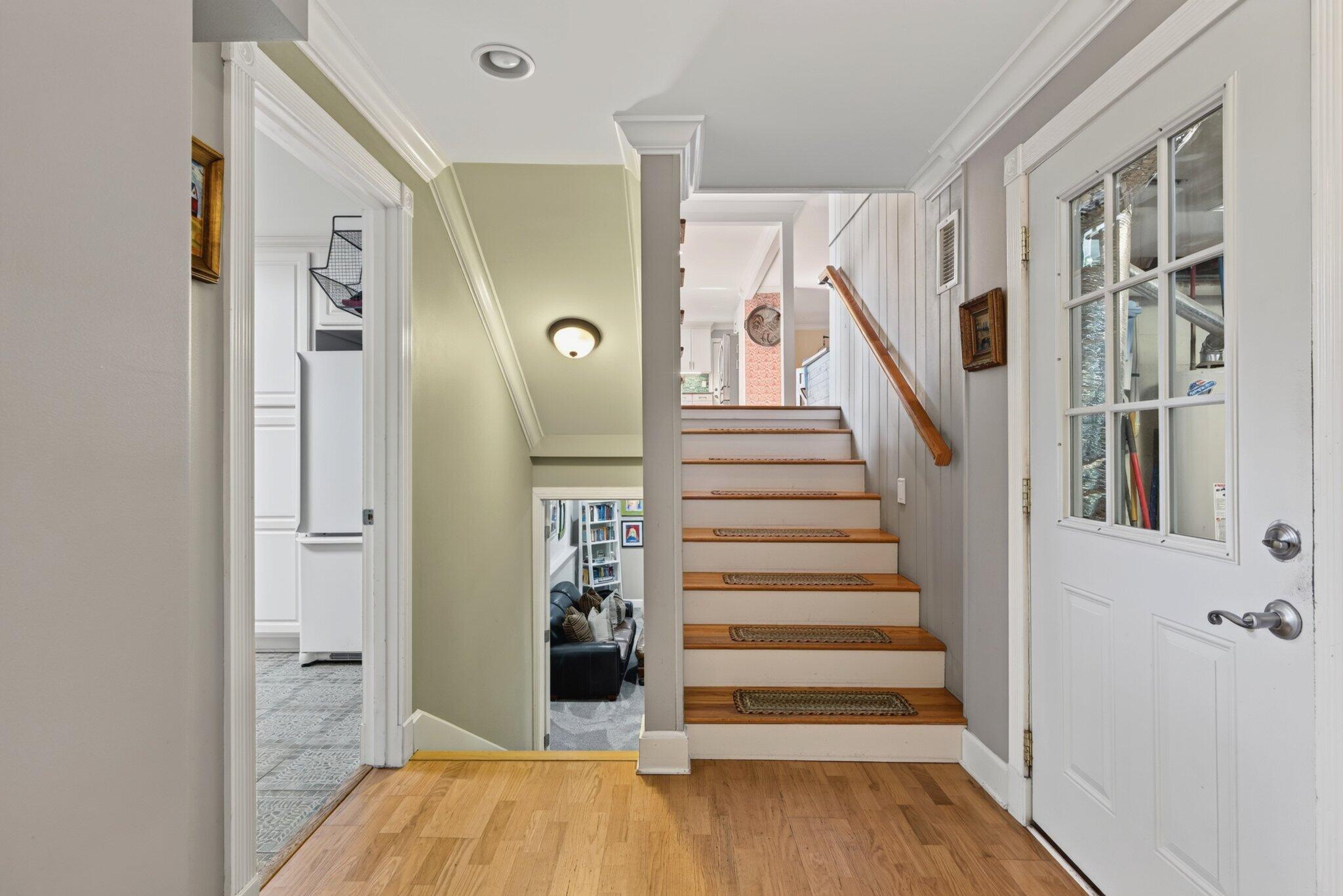 407 N Palisades Drive