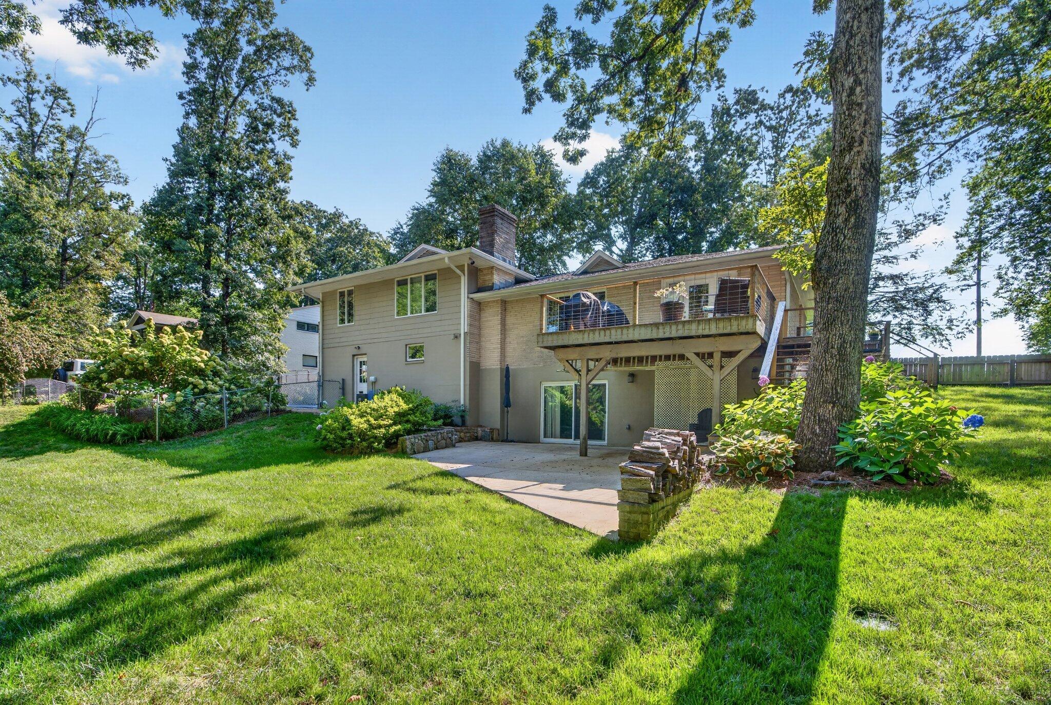 407 N Palisades Drive