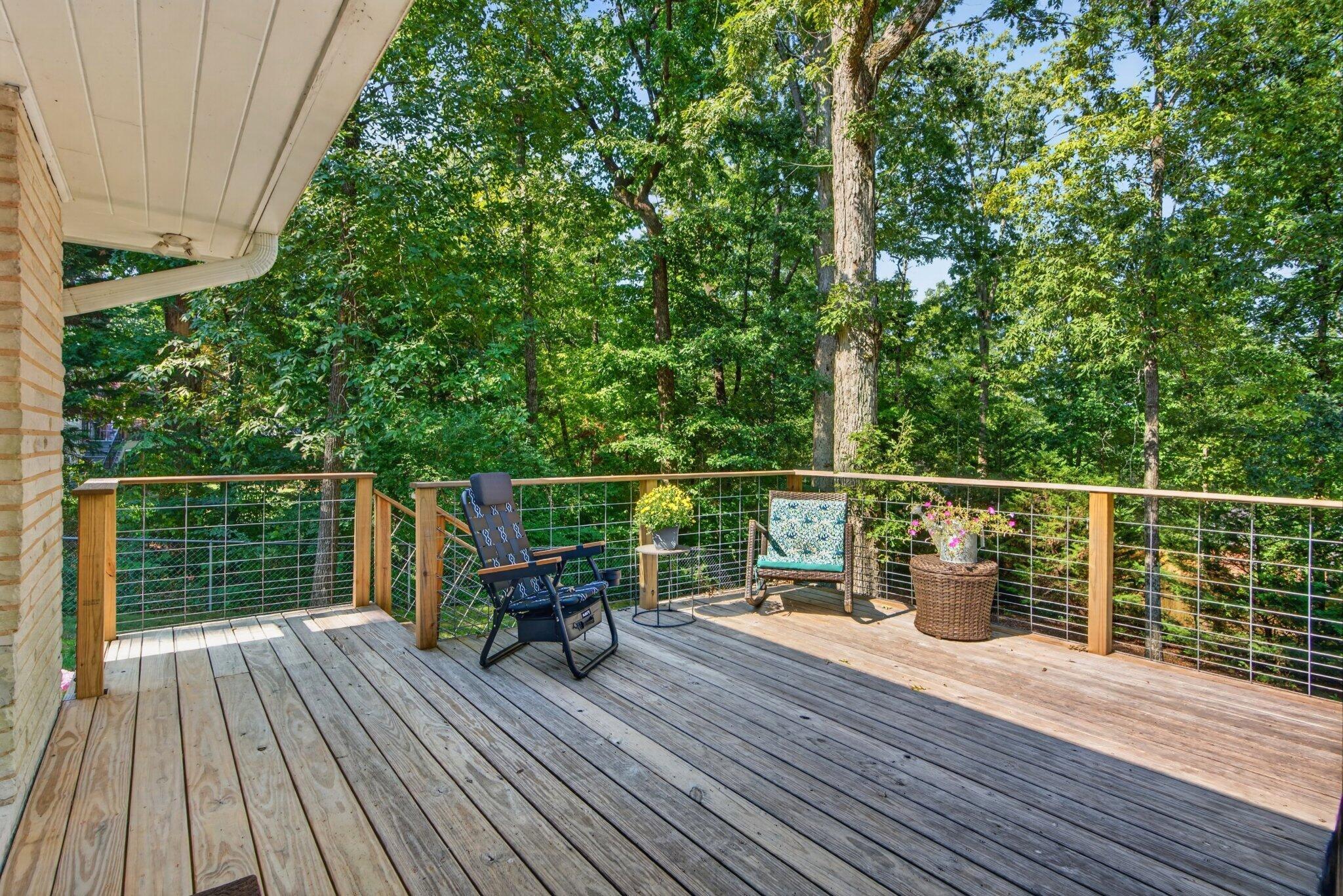 407 N Palisades Drive