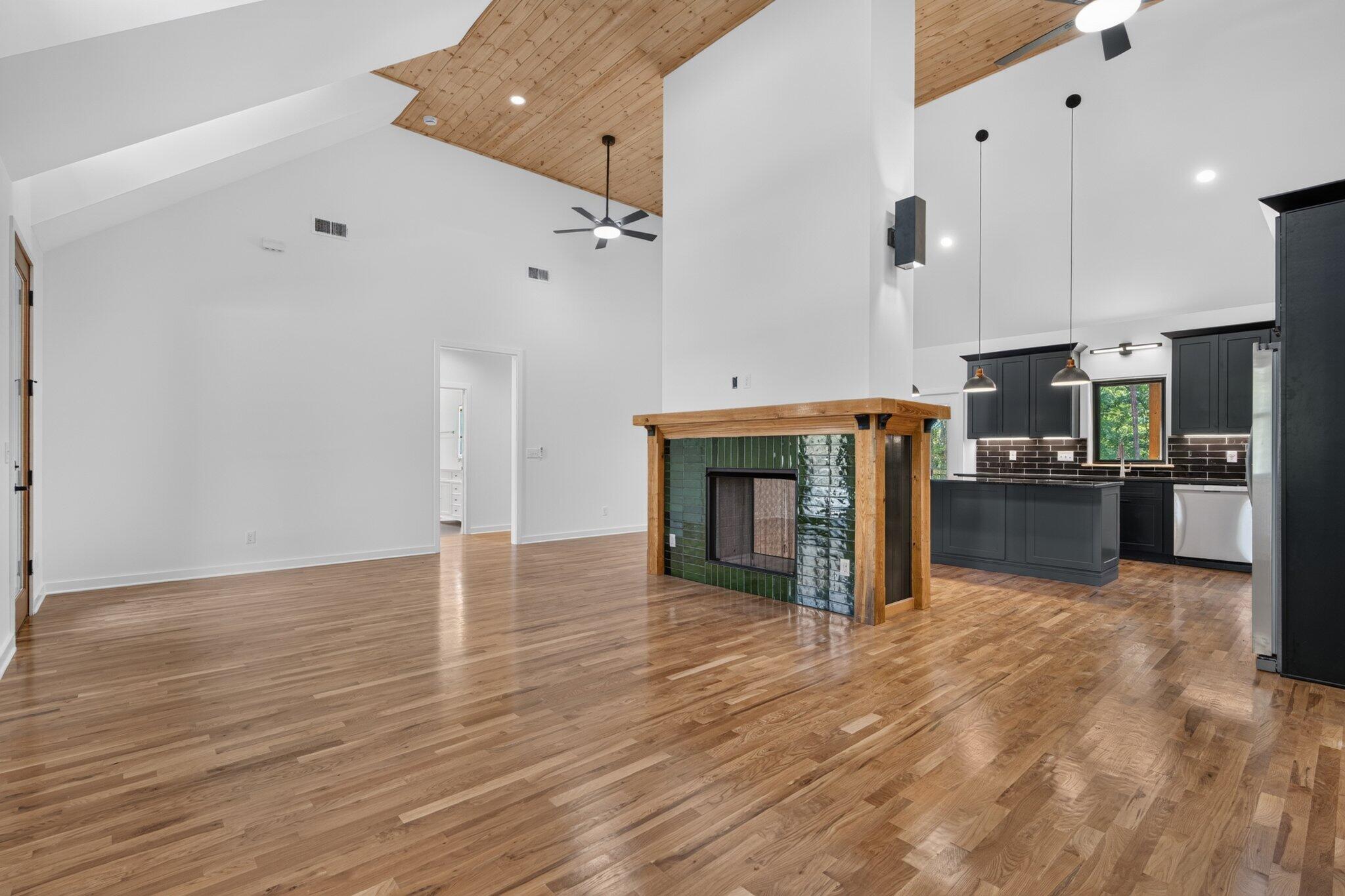 2800 Corral Road