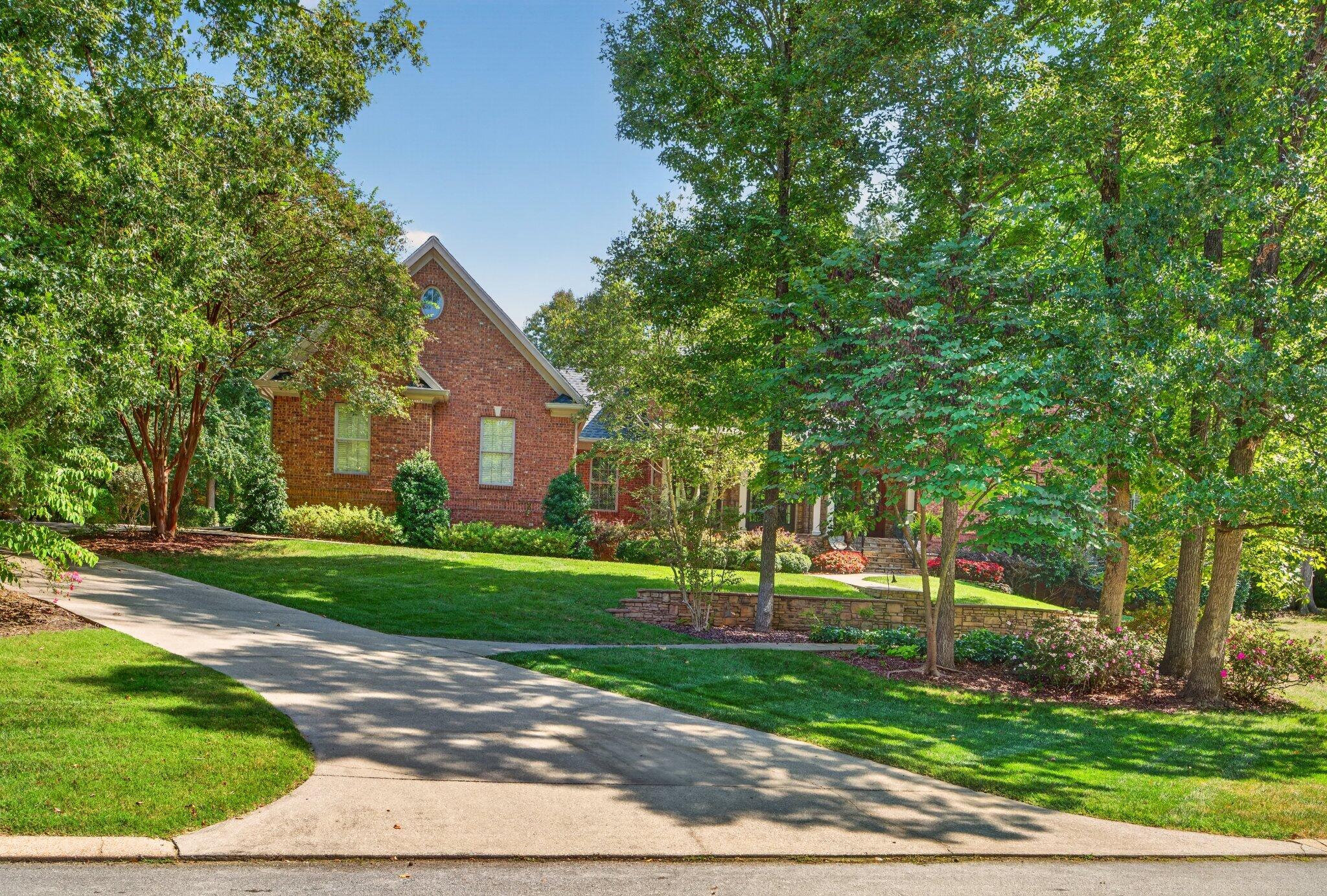 8857 Forest Creek Lane