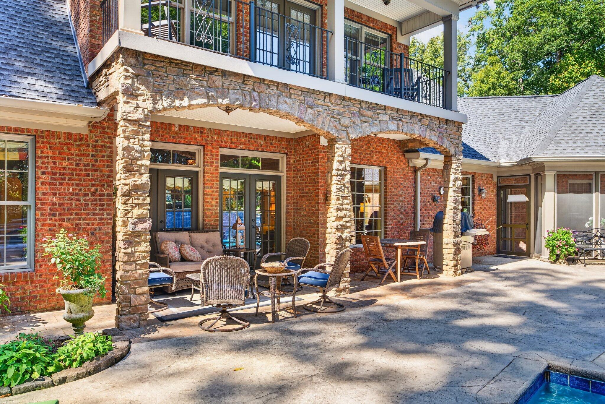8857 Forest Creek Lane