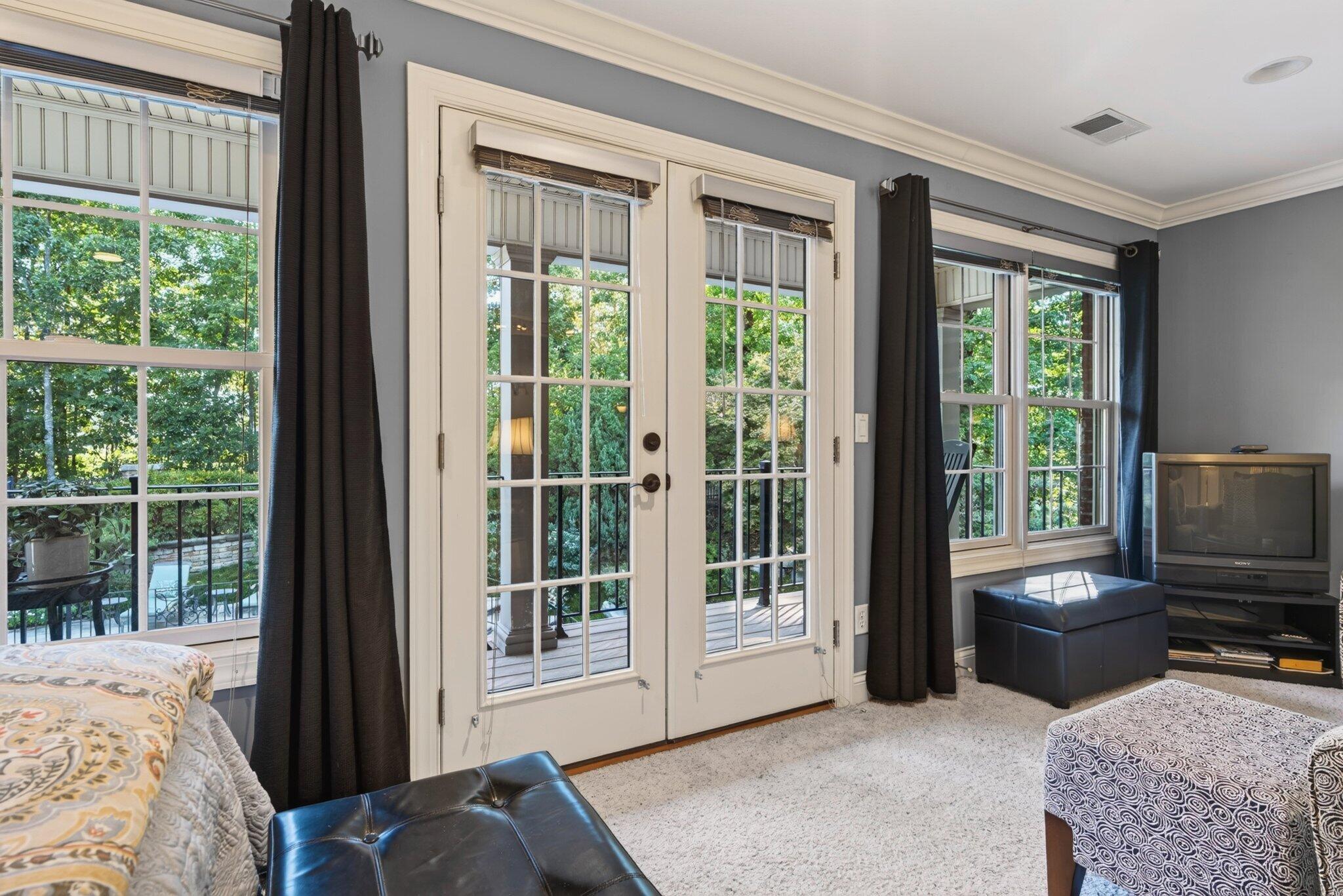 8857 Forest Creek Lane
