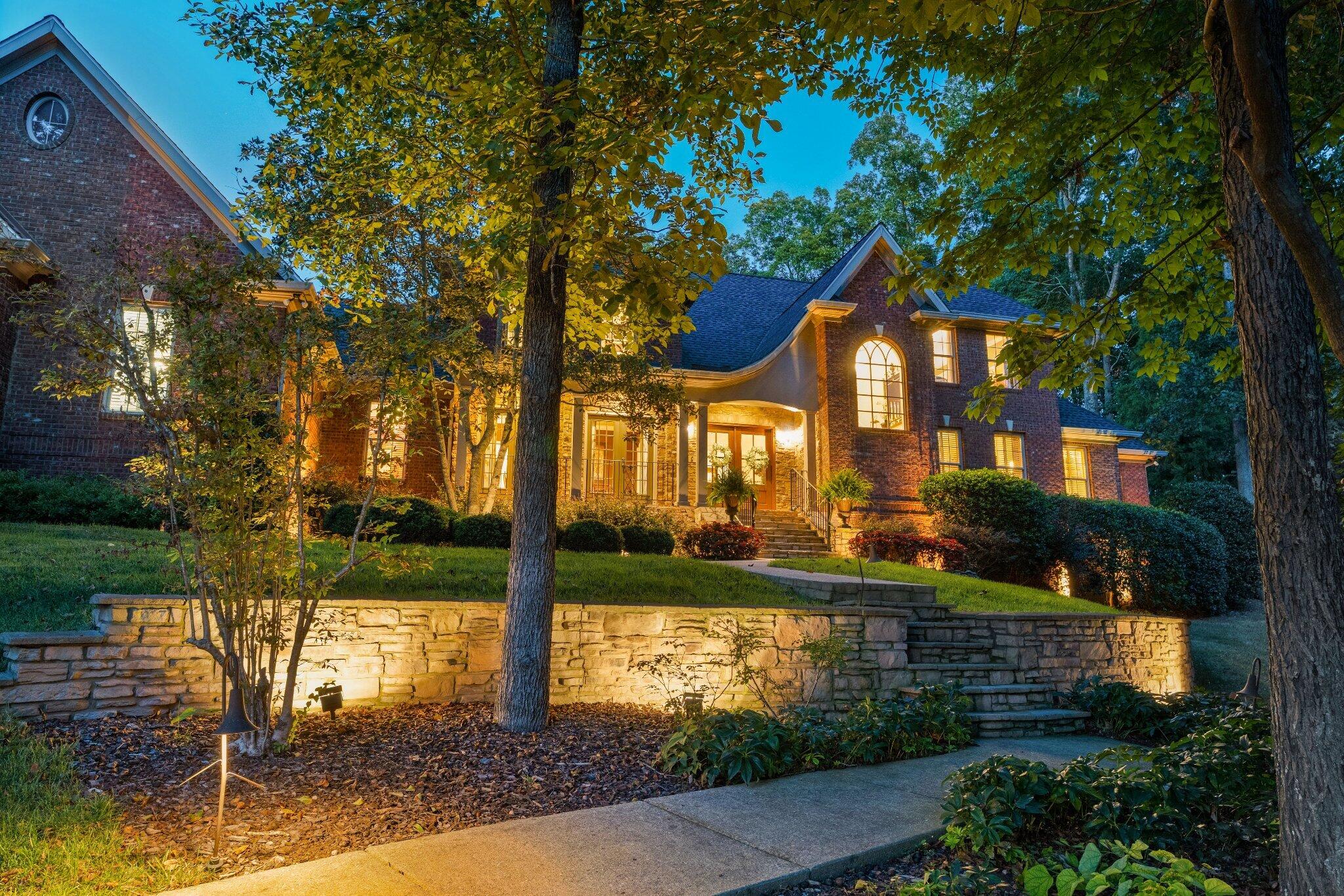 8857 Forest Creek Lane