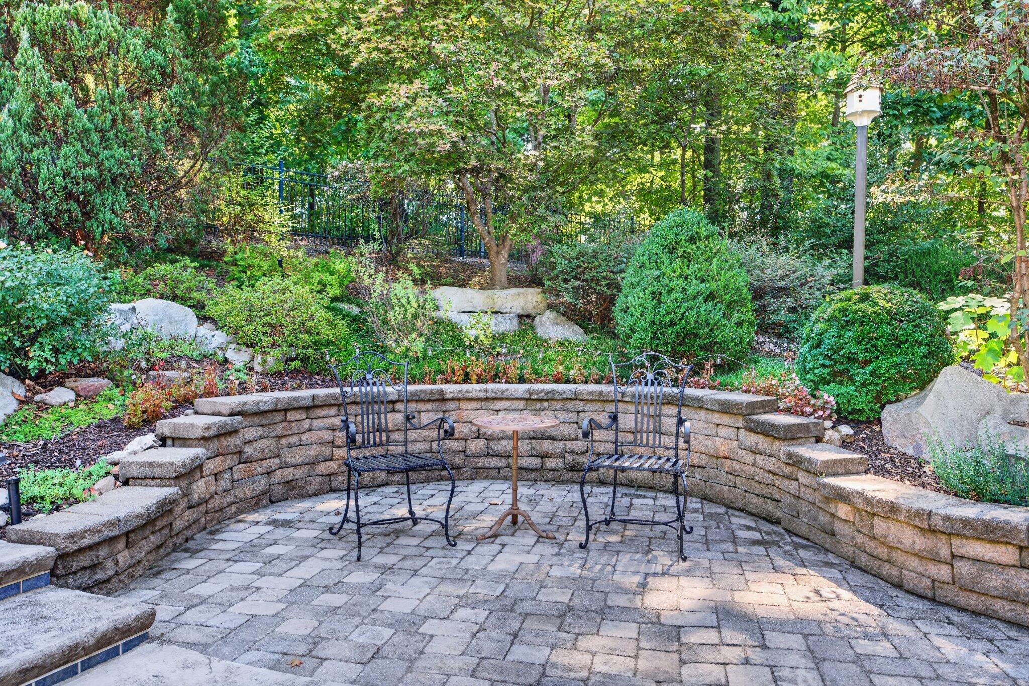 8857 Forest Creek Lane