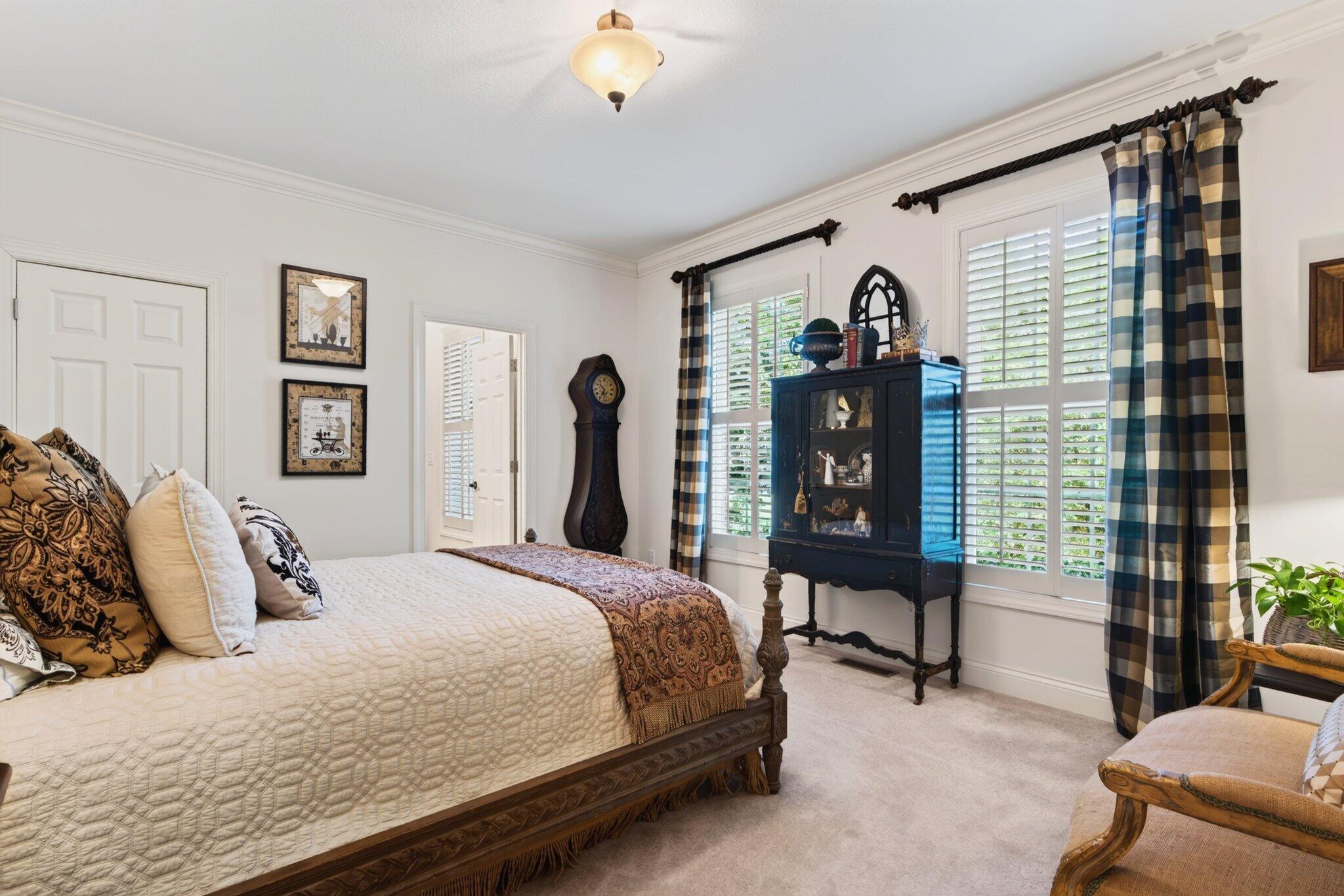 8857 Forest Creek Lane