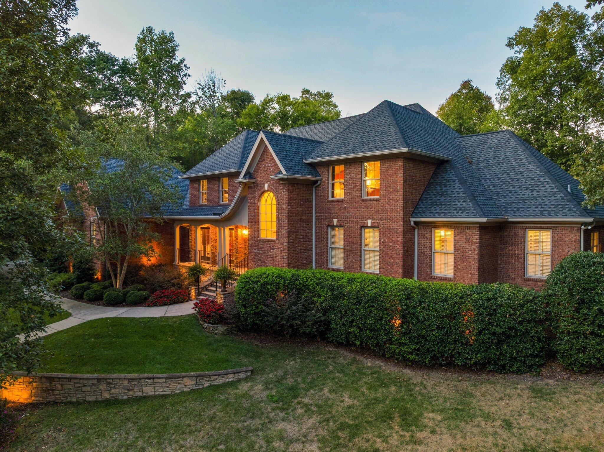 8857 Forest Creek Lane