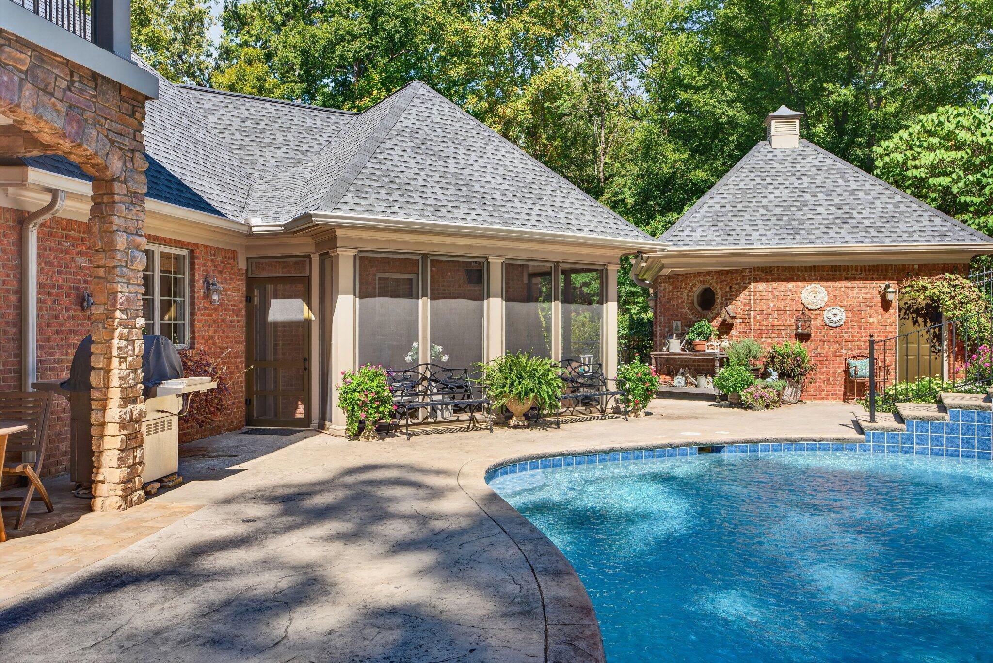 8857 Forest Creek Lane