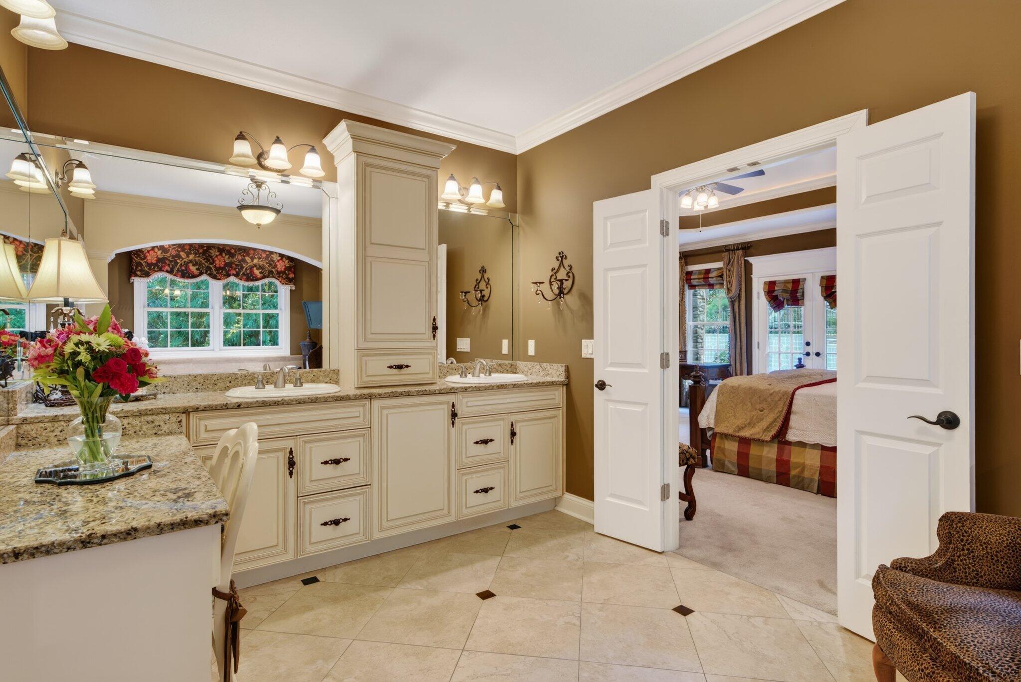 8857 Forest Creek Lane