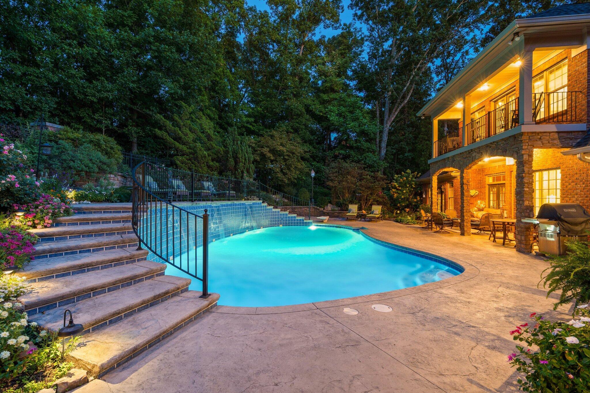 8857 Forest Creek Lane